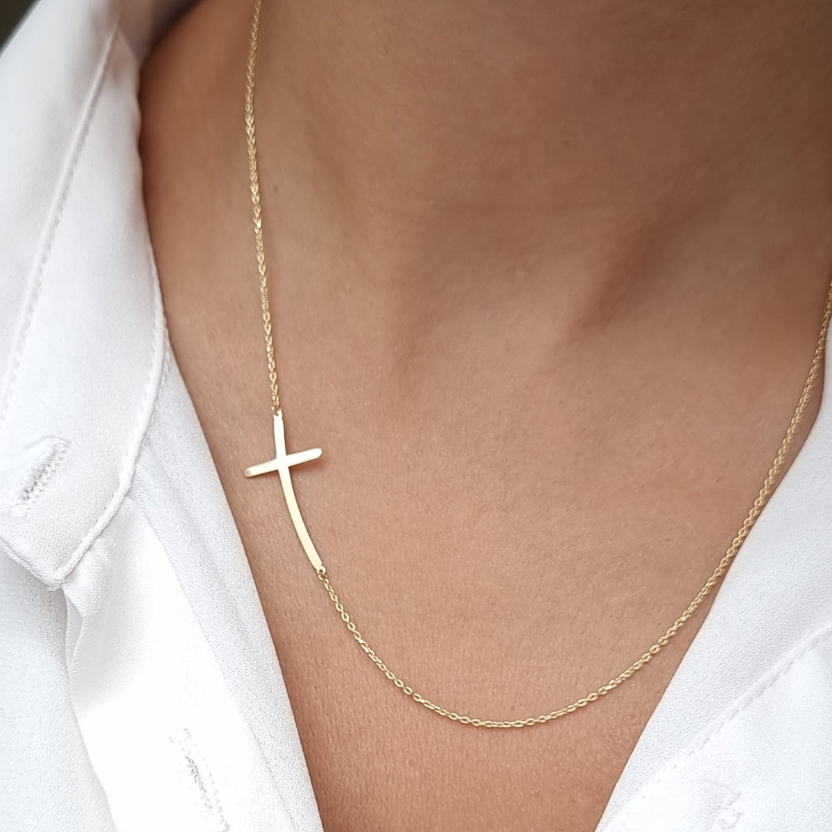 18K Pure Gold Curved Cross Necklace Tala Gold Collection