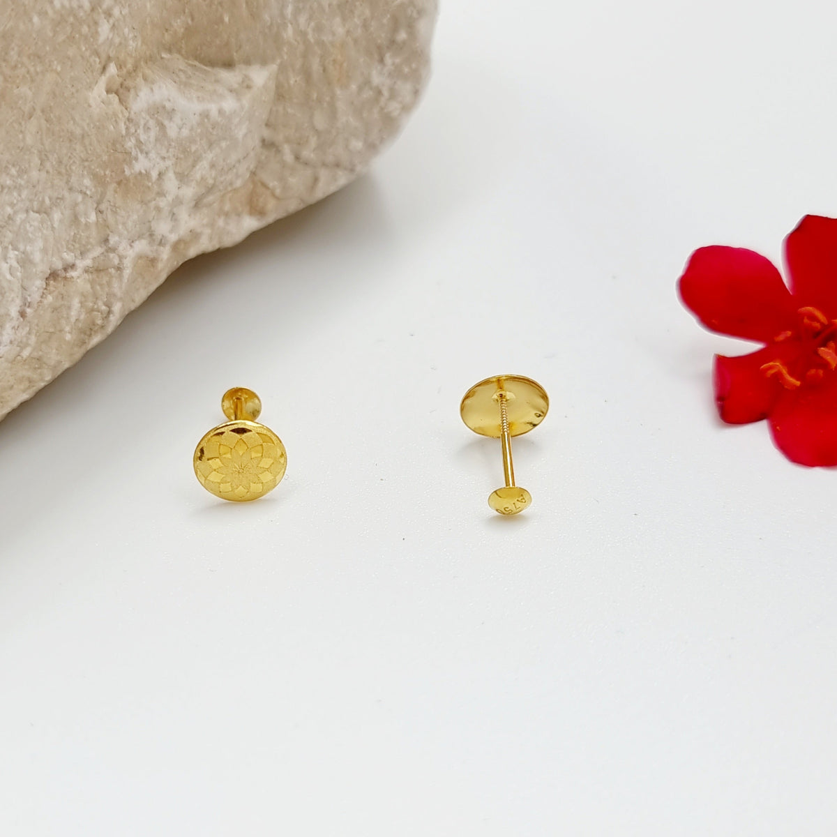 18K Pure Gold Butterfly Design Screw Earring Earrings For Women 18K Gold Earrings Tala