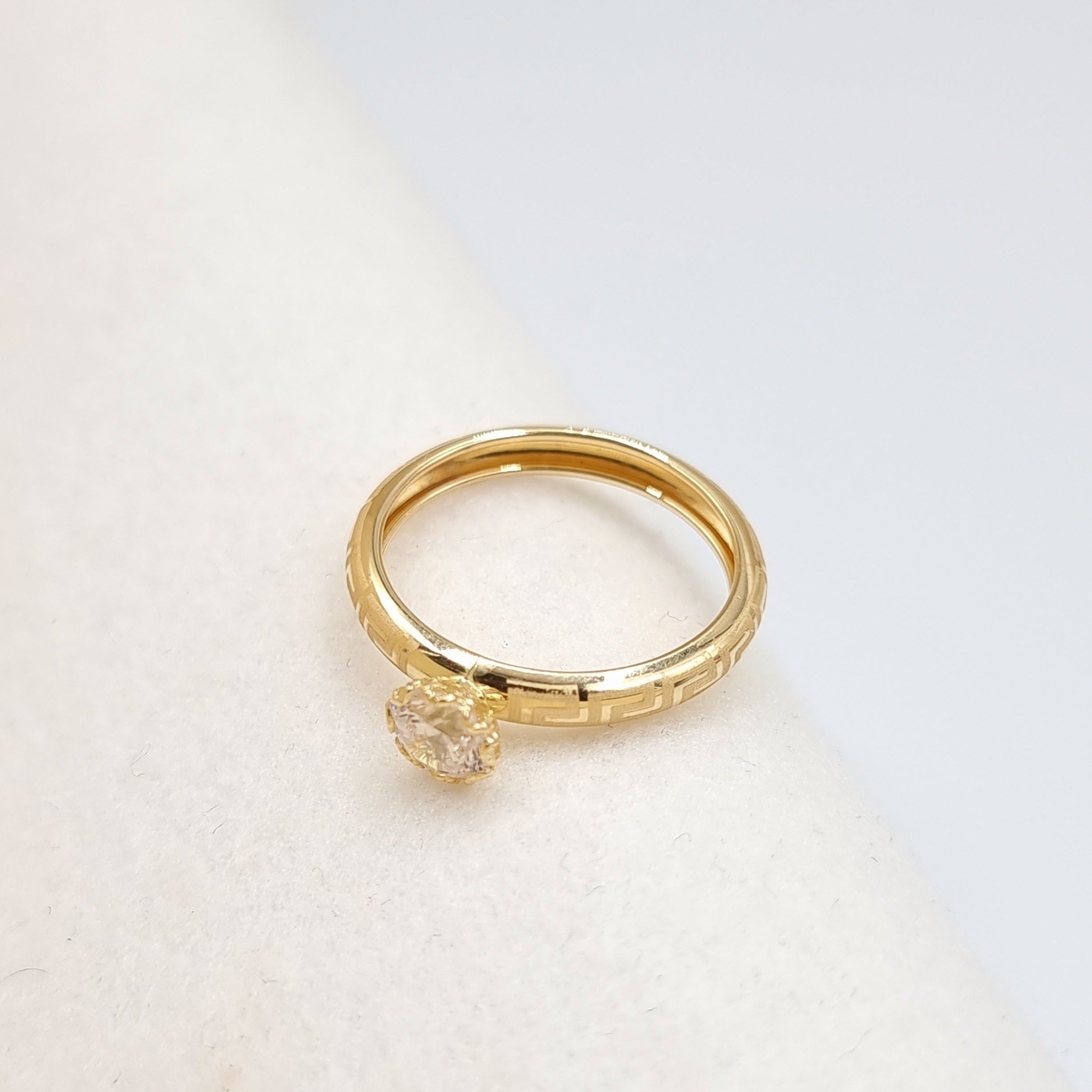 18K Pure Gold Elegant Stone Ring