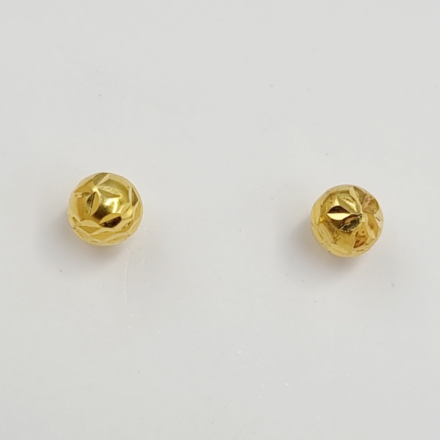 18K Pure Gold Ball Seed Screw Earring Set