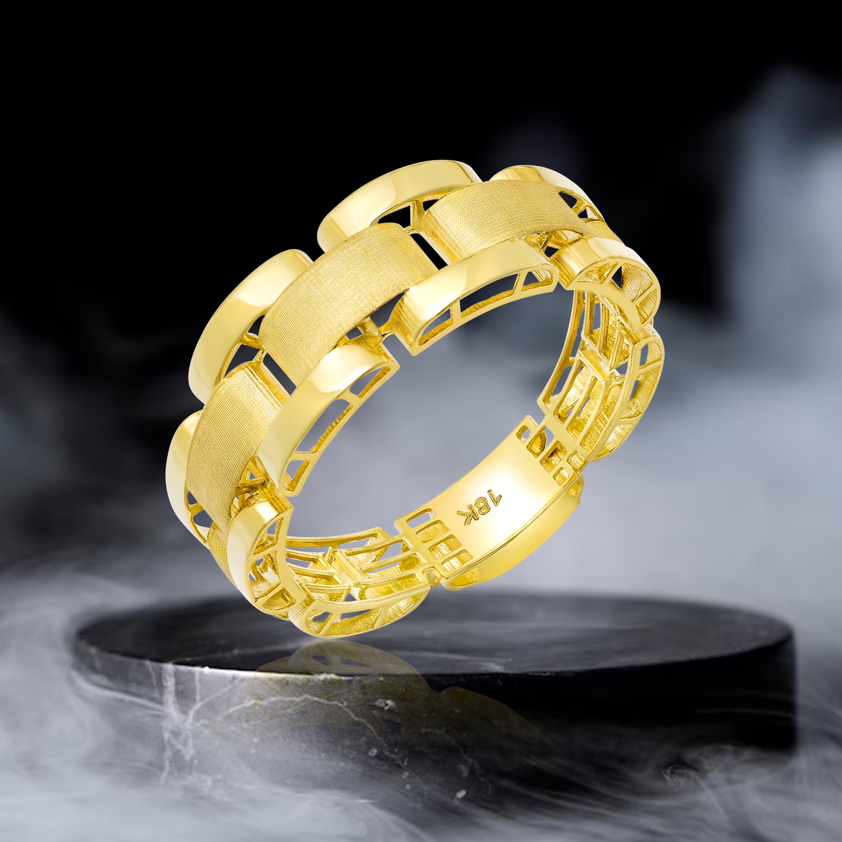 18K Pure Gold Round Thick Ring – Tala Gold Collection