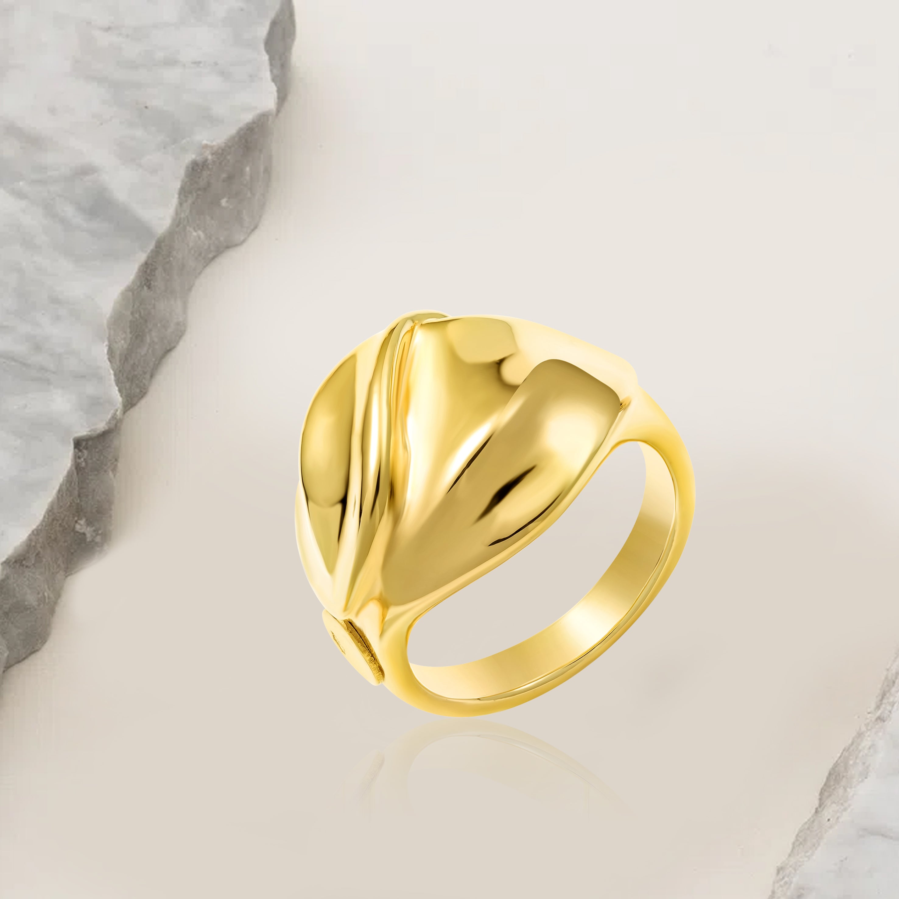 18K Pure Gold Elegant Ring