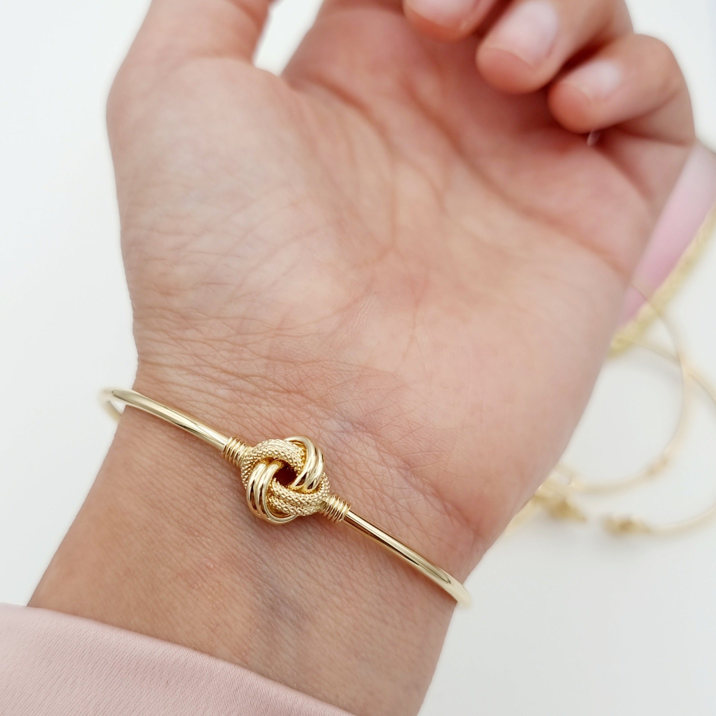 18K Pure Gold Twisted Knot Bangle