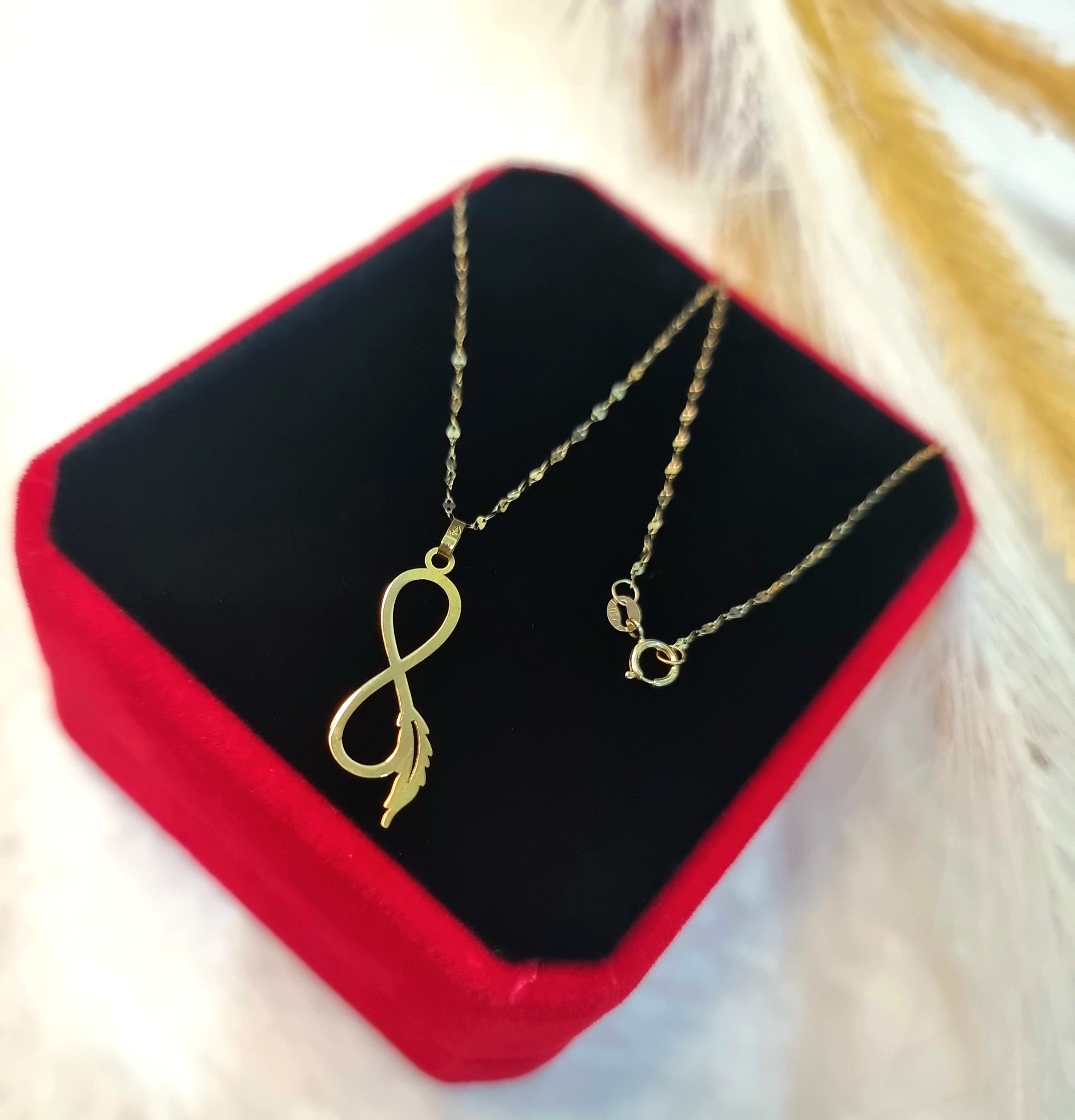 18K Pure Gold Infinity Necklace