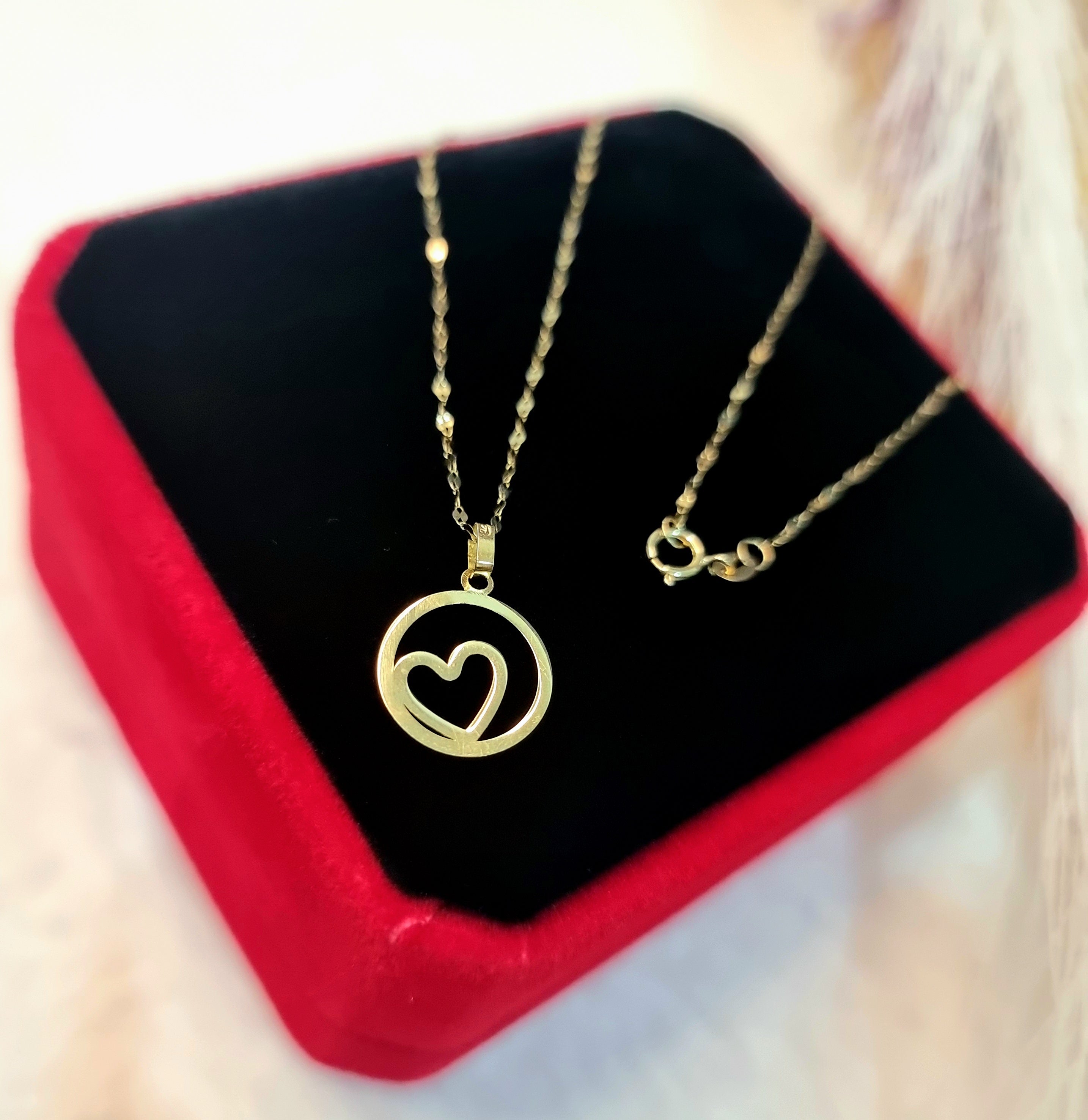 18K Pure Gold Heart Design Necklace