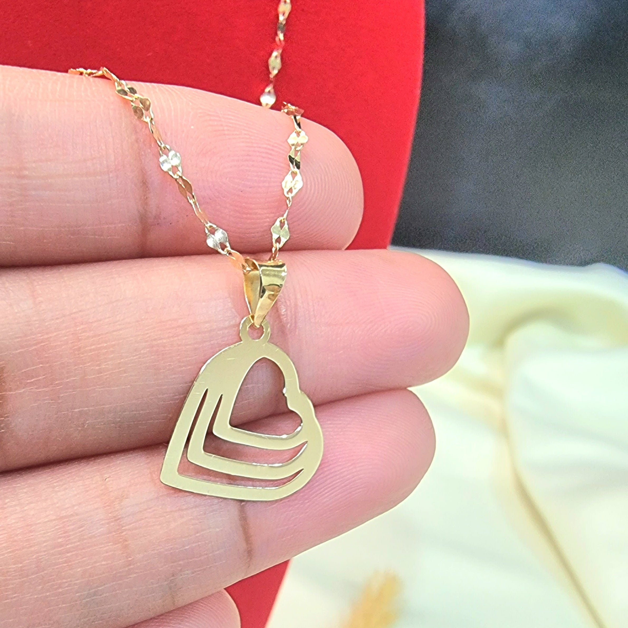 18K Pure Gold Triple Heart Design Necklace