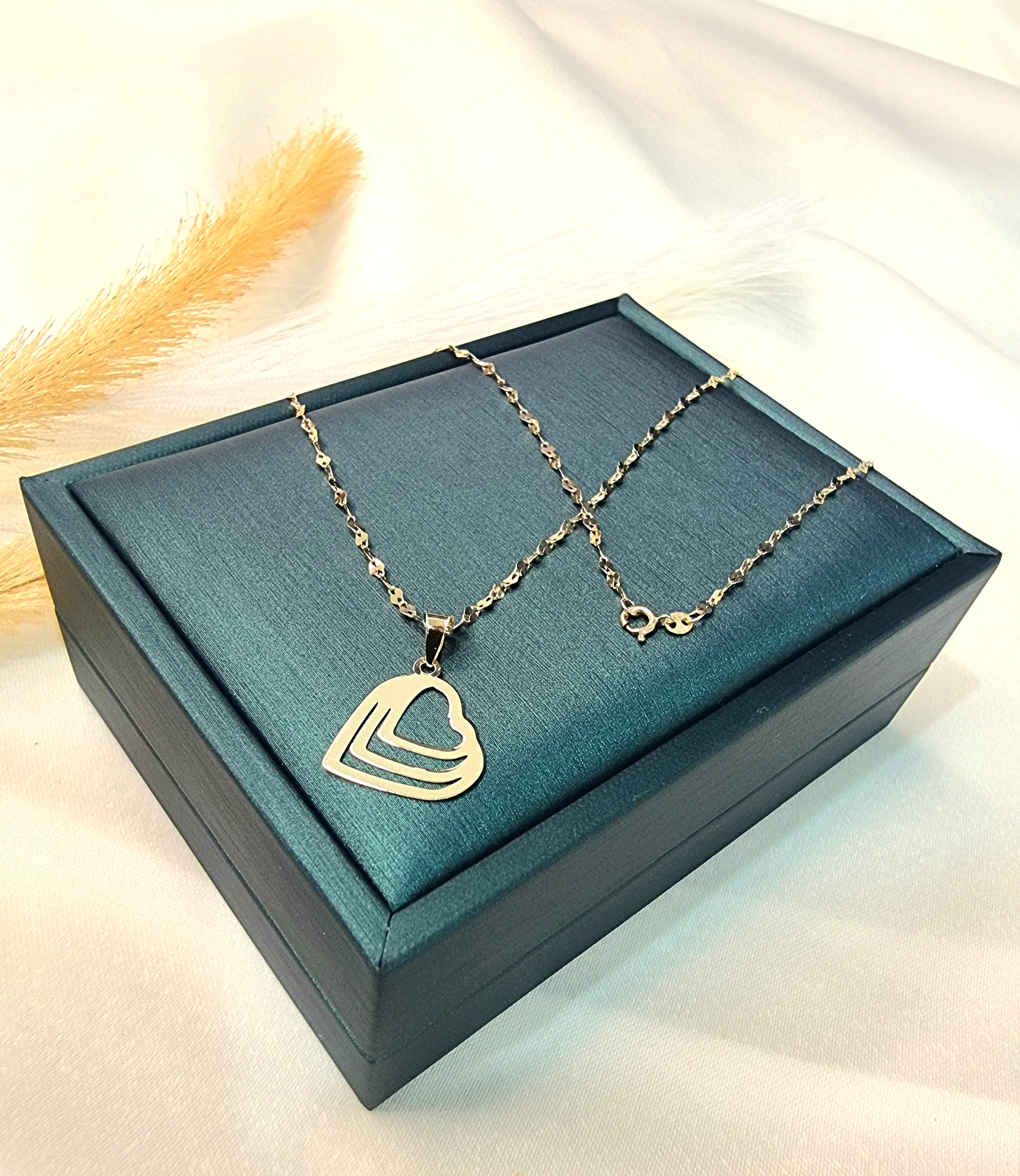 18K Pure Gold Triple Heart Design Necklace