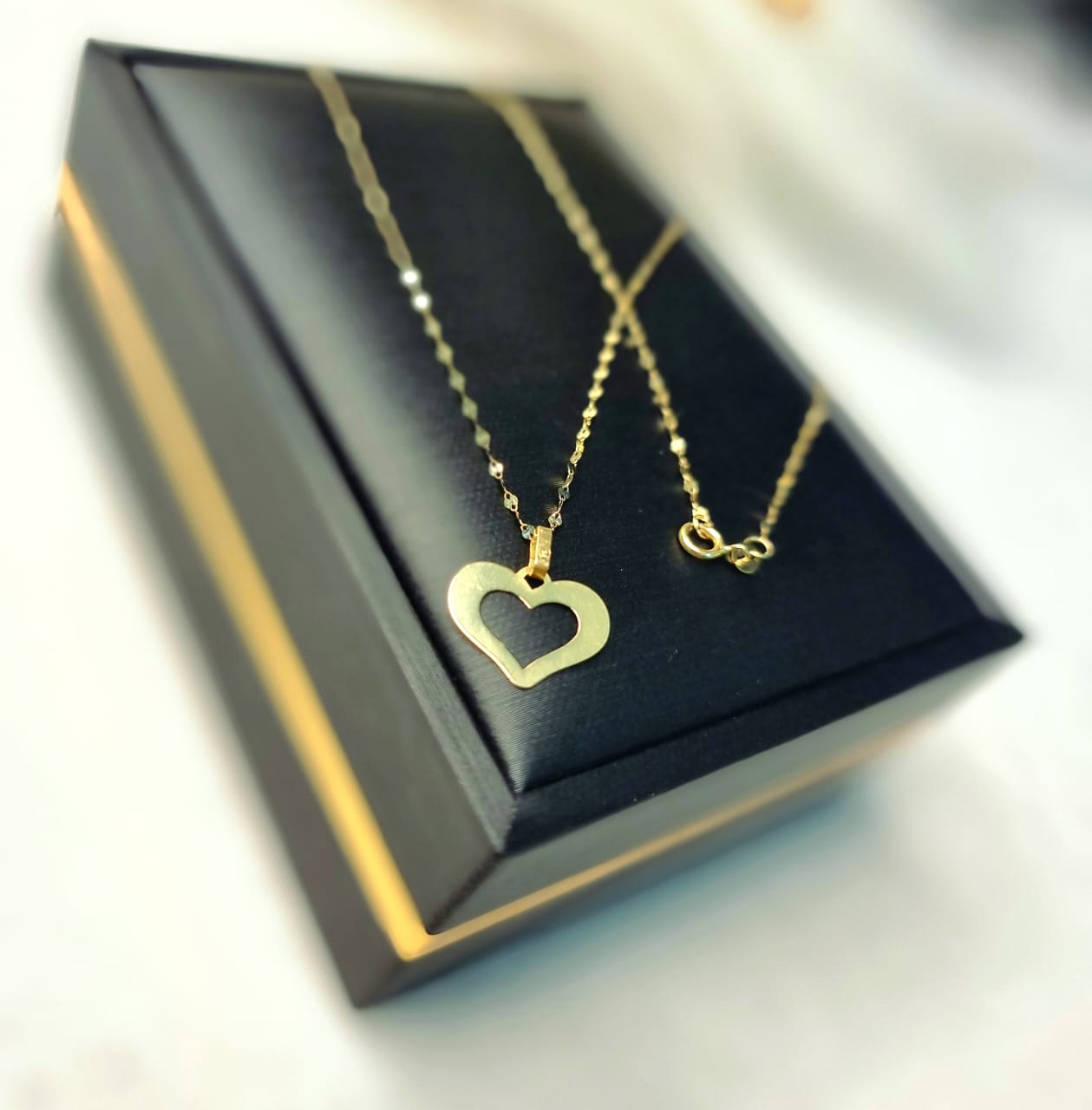 18K Pure Gold Heart Necklace