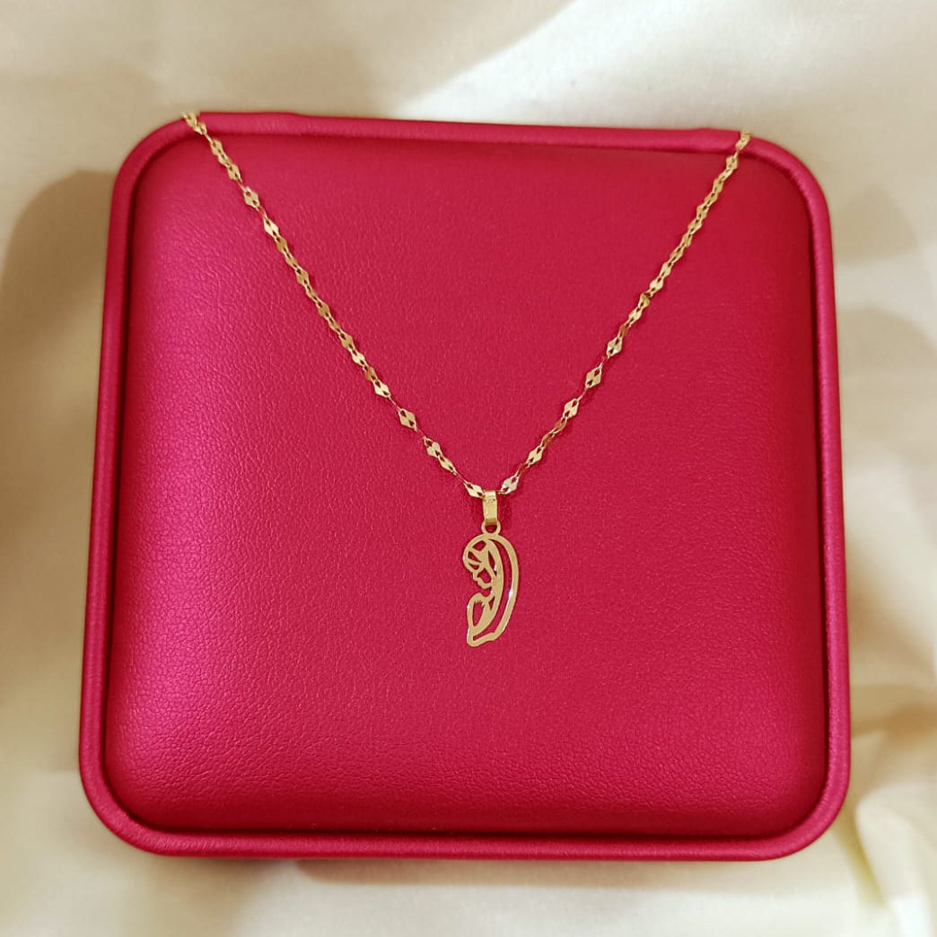 18K Pure Gold Mama Mary Necklace