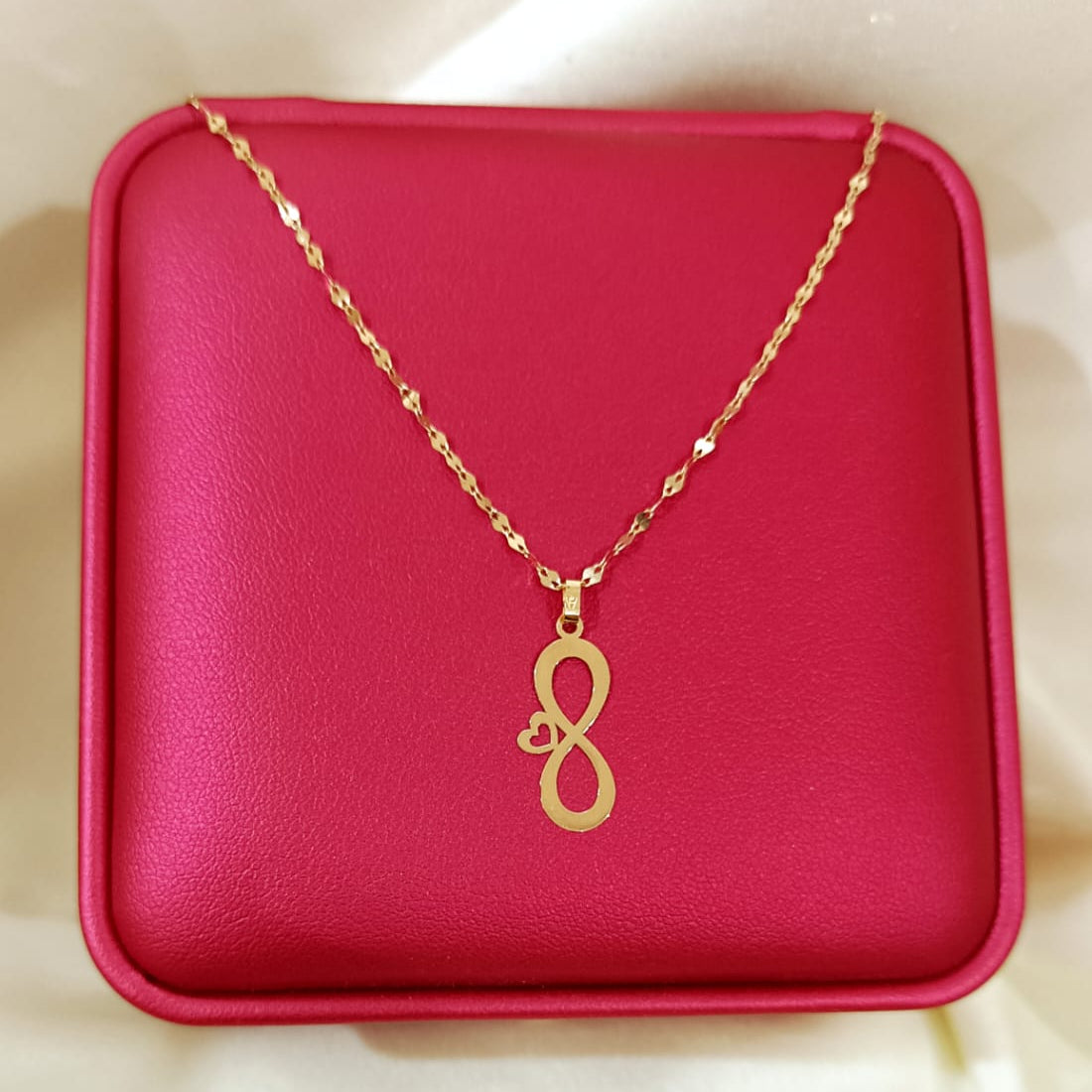 18K Pure Gold Infinity with Heart Design Necklace