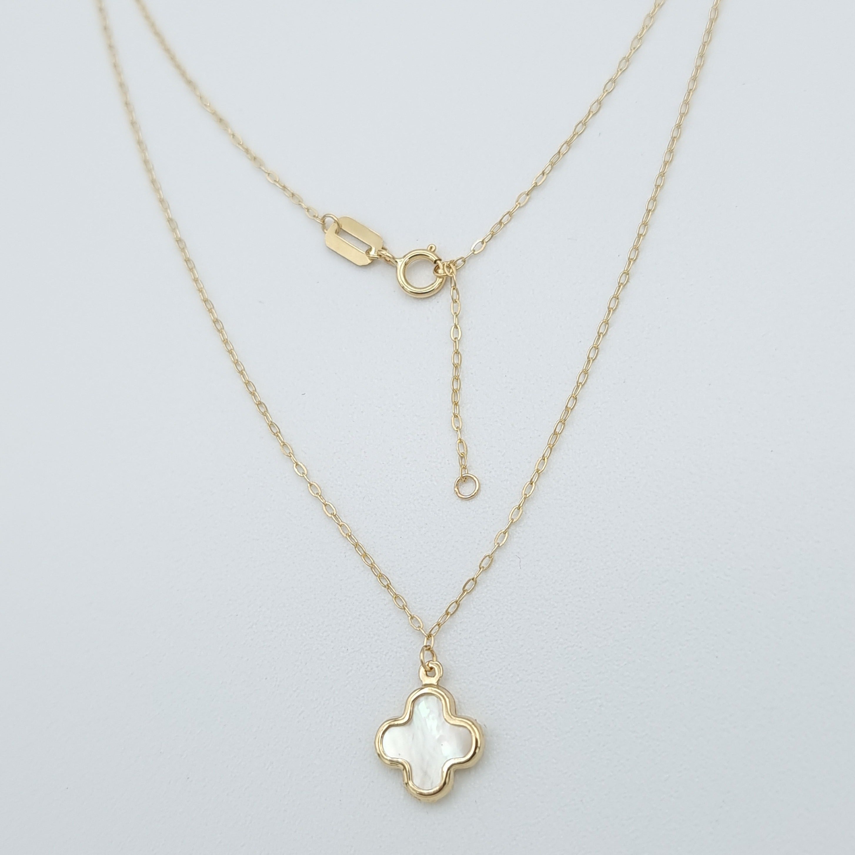 18K Pure Gold White Flower Necklace