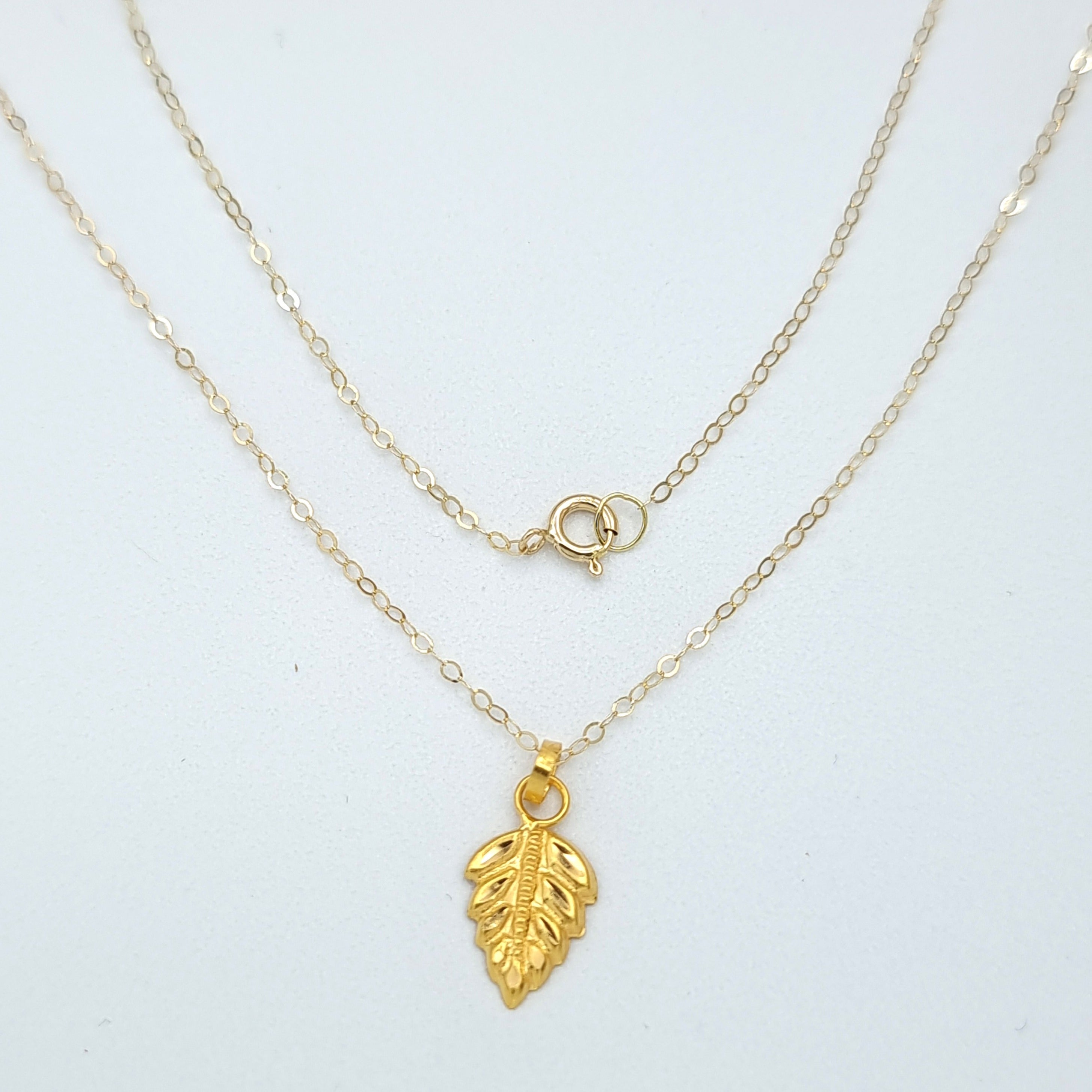 18K Pure Gold Fine Leaf Necklace