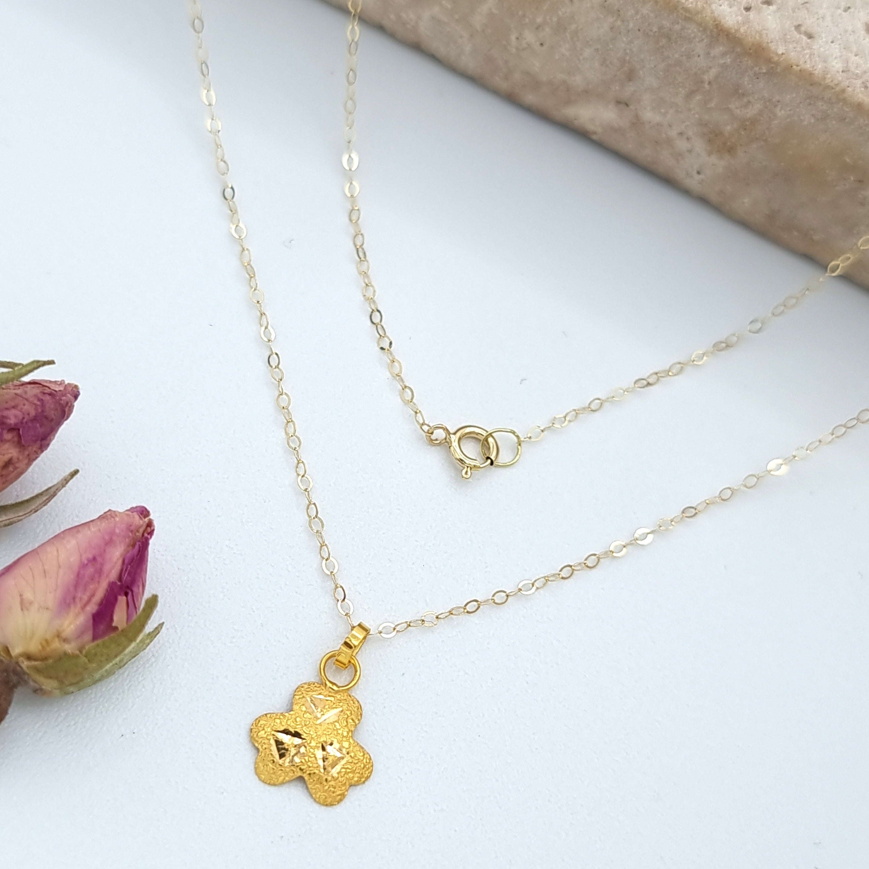 18K Pure Gold Fine Flower Necklace