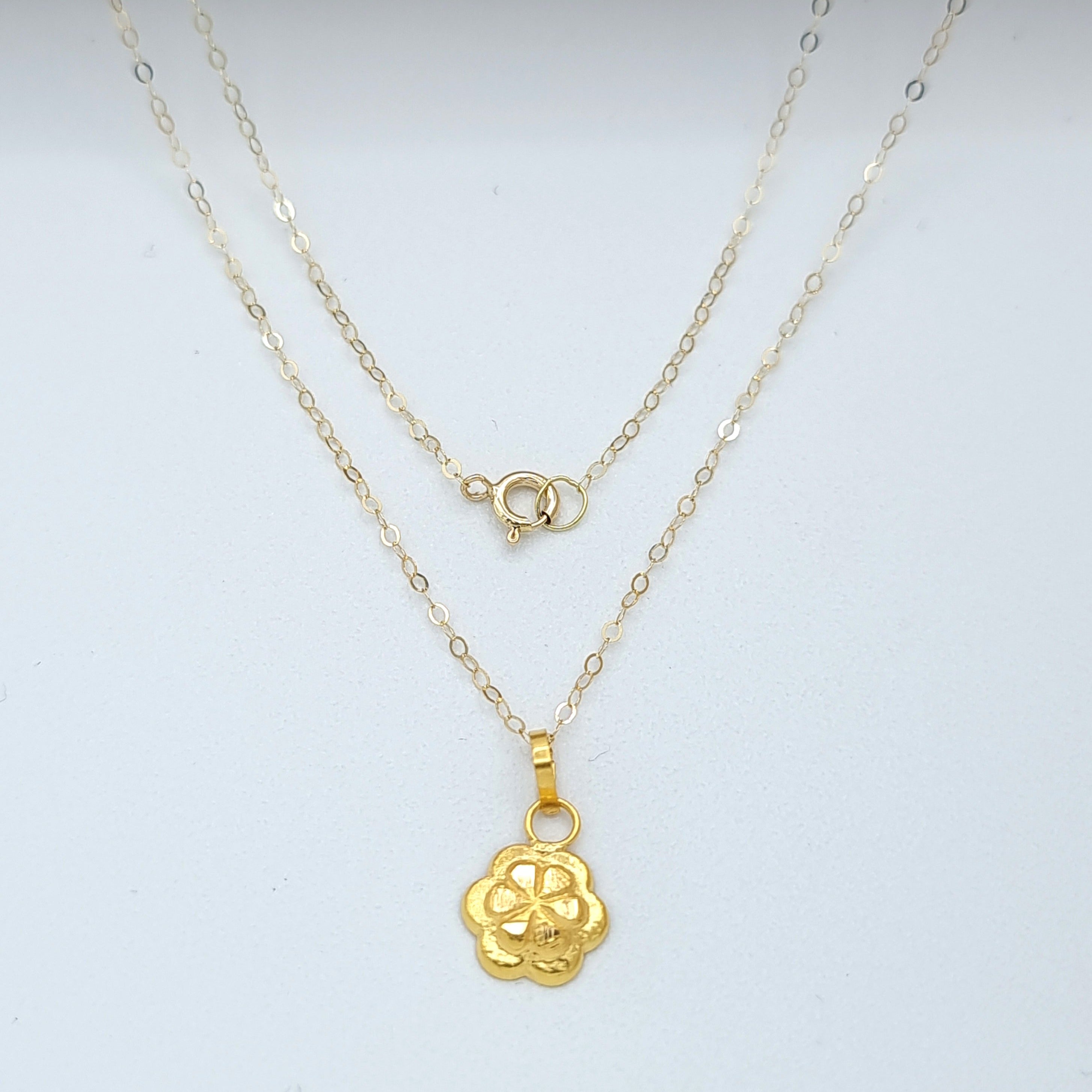 18K Pure Gold Fine Flower Necklace