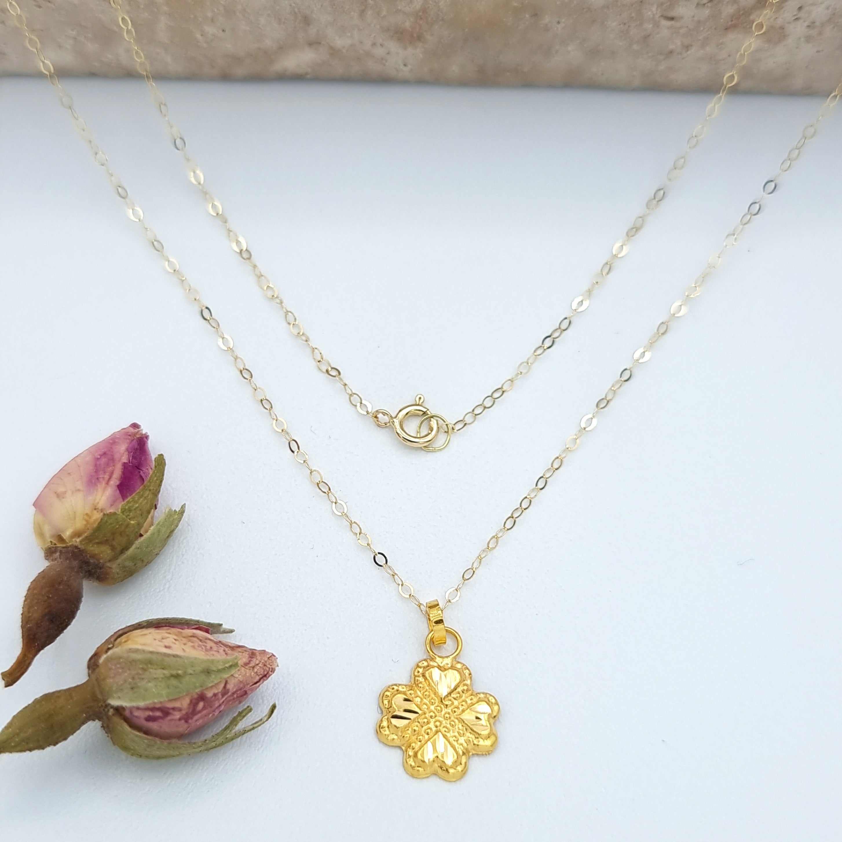 18K Pure Gold Fine Flower Heart Necklace