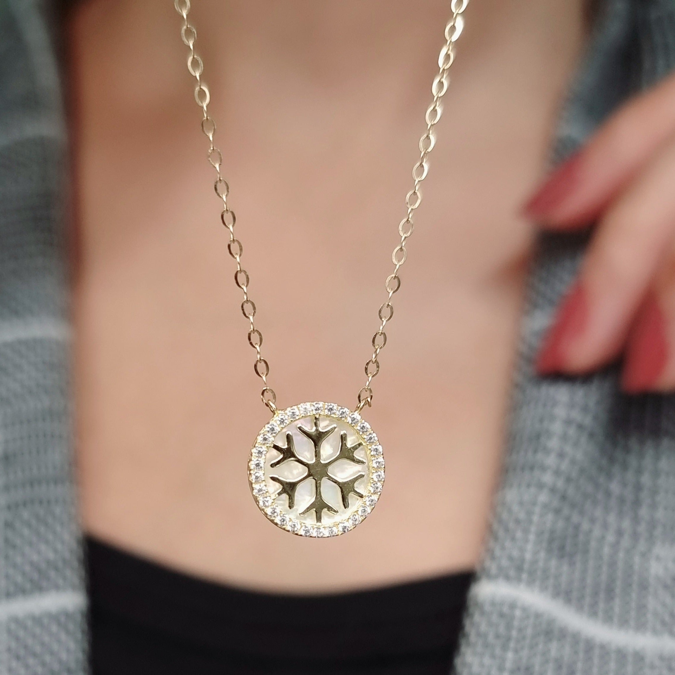 18K Pure Gold Snow Flakes Necklace