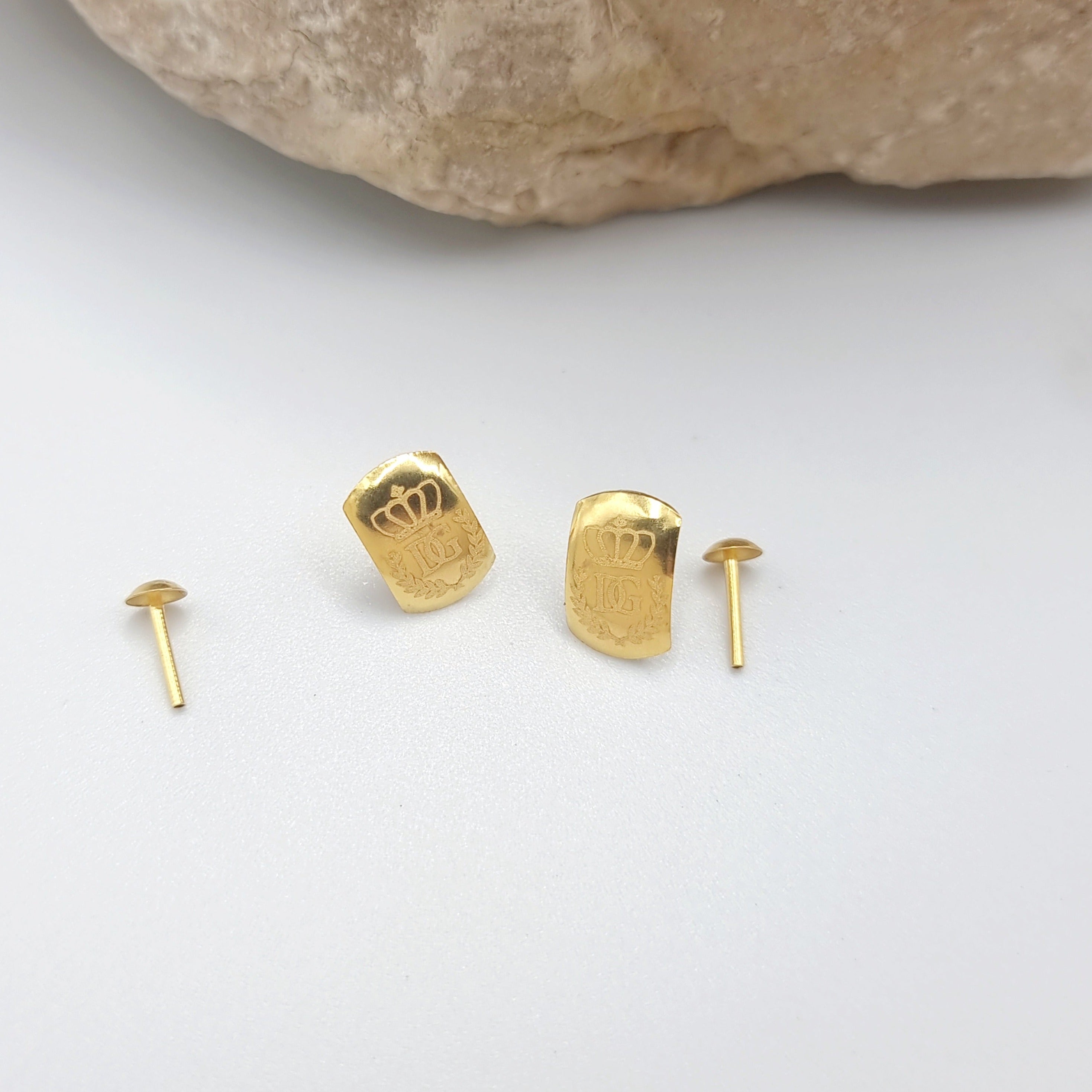 18K Pure Gold Crown D.G Stud Earring Set