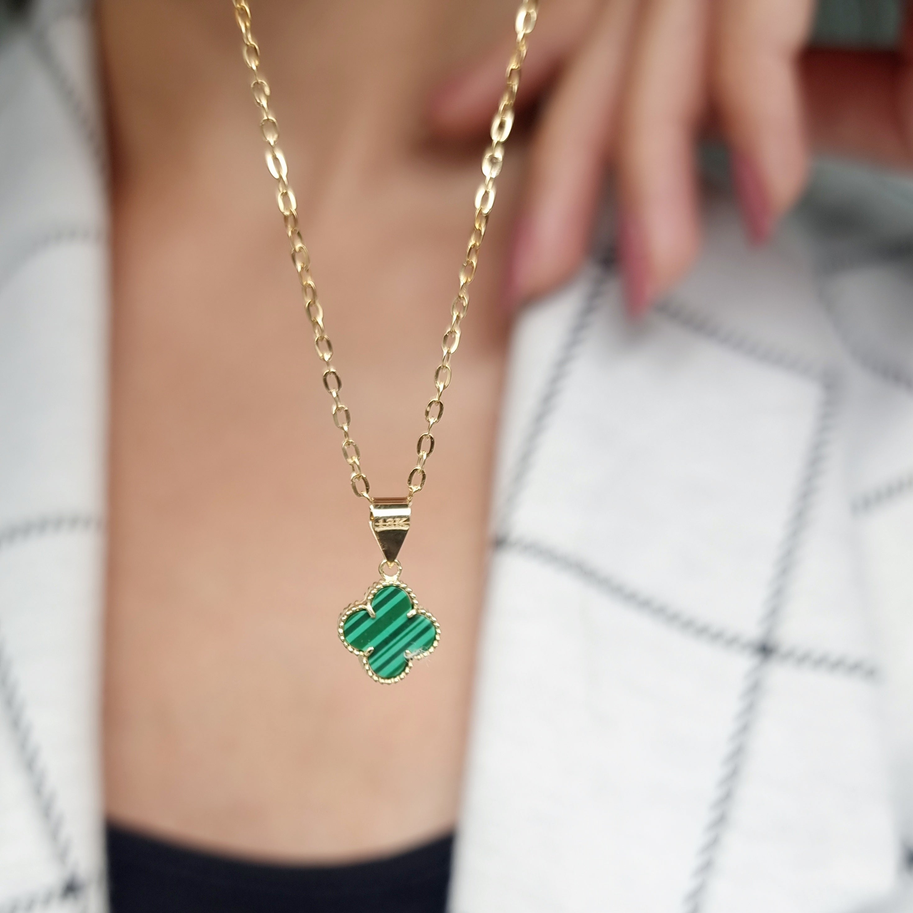 18K Pure Gold V.C Green Necklace