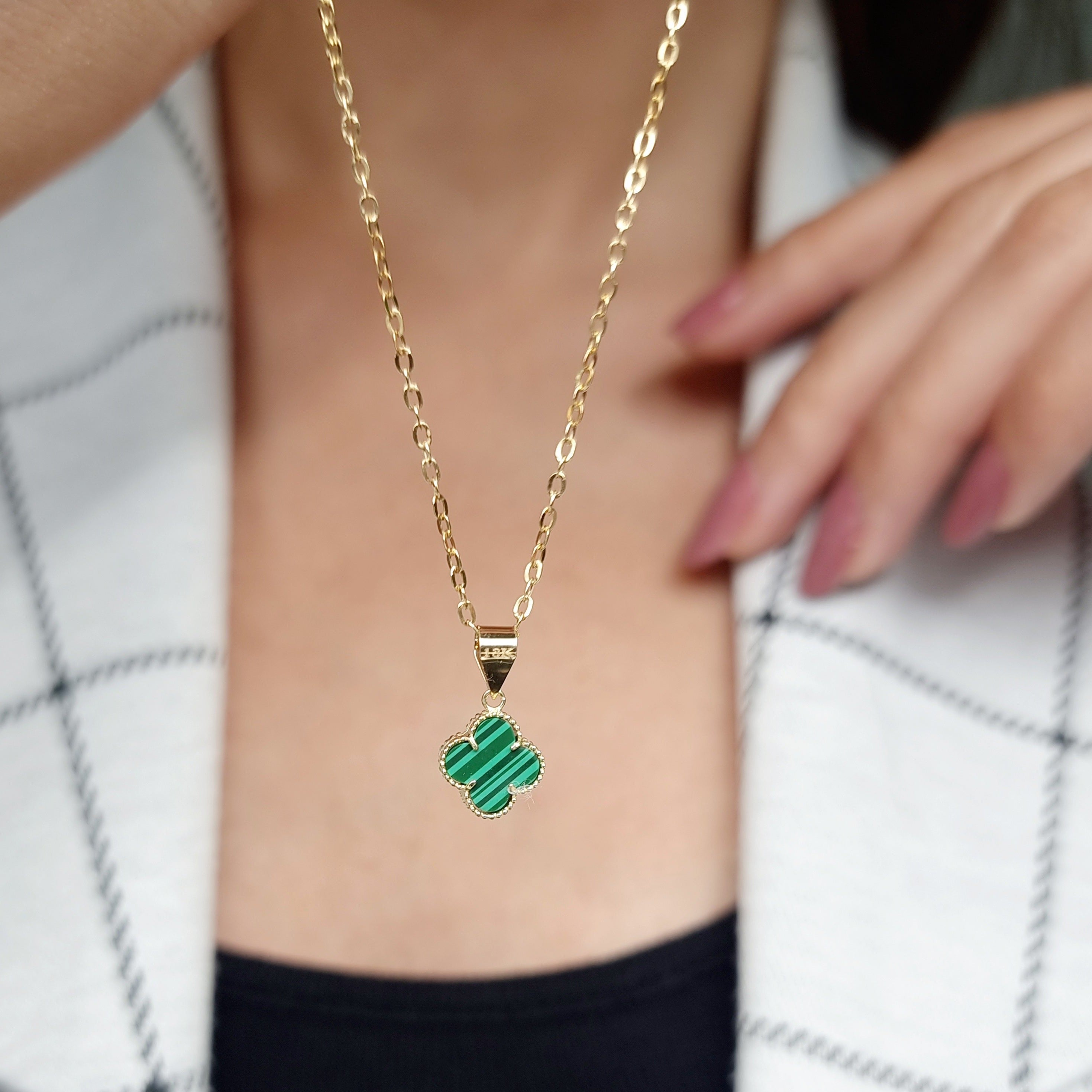18K Pure Gold V.C Green Necklace