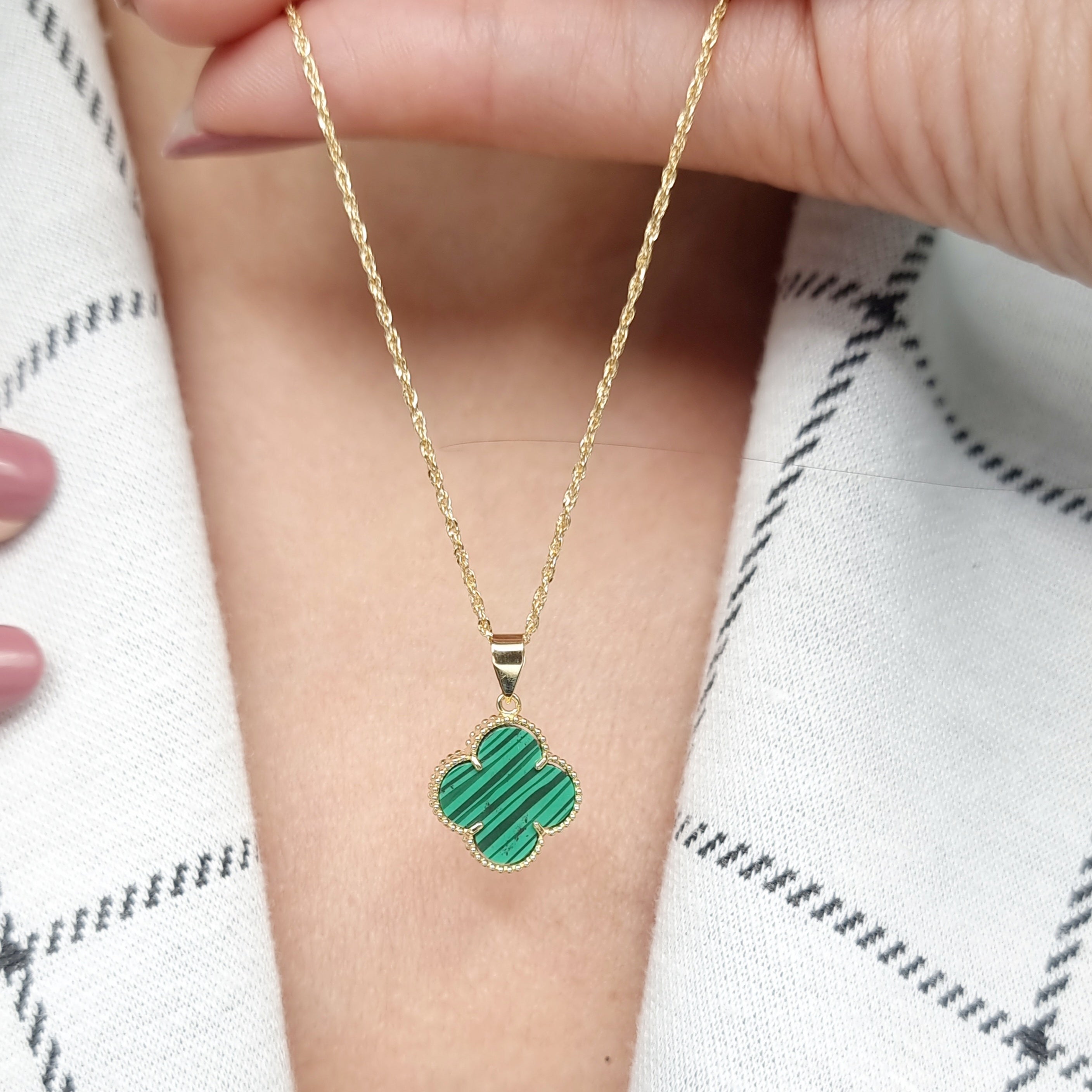 18K Pure Gold V.C Green Necklace