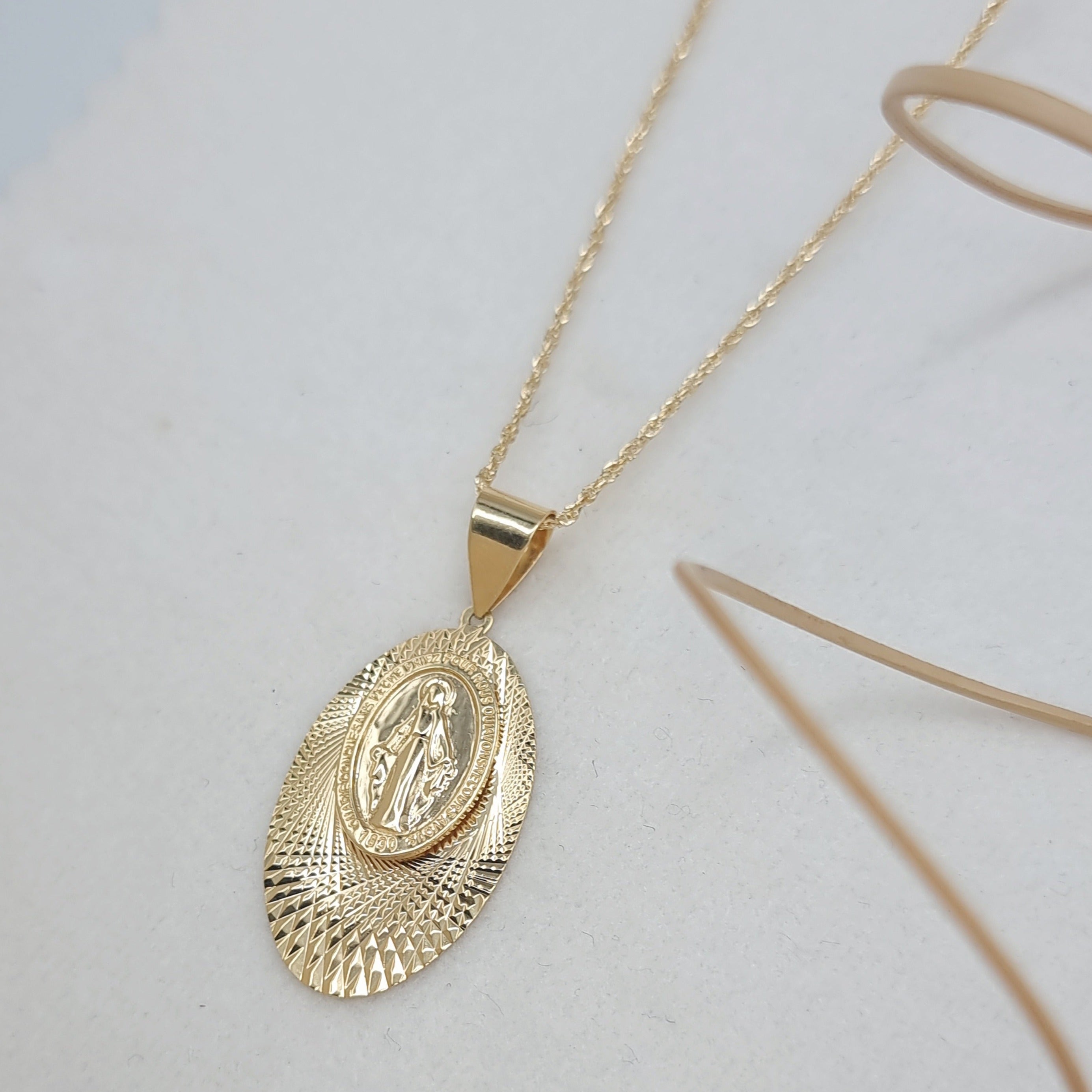 18K Pure Gold Oval Jesus Necklace