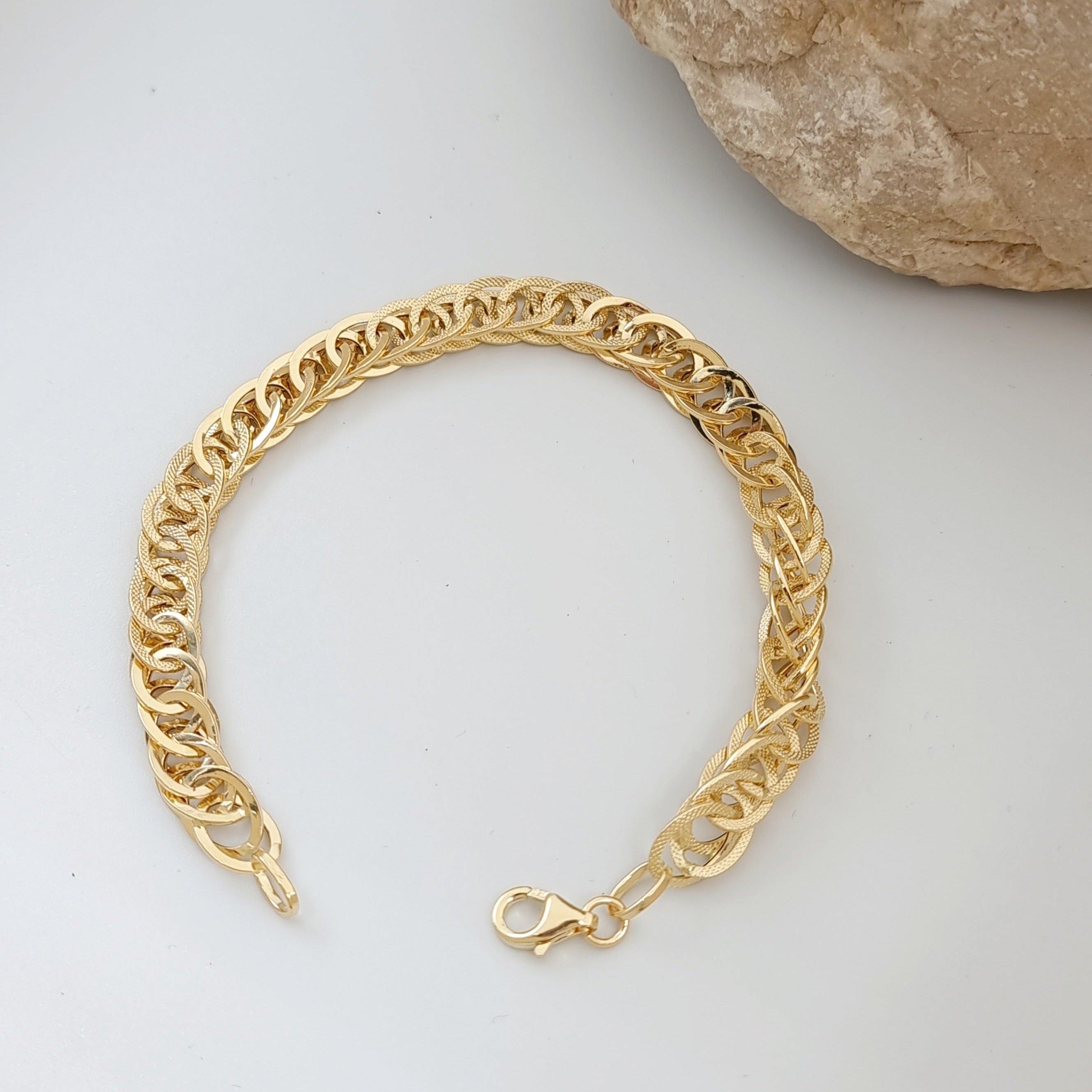 18K Pure Gold Elegant Bracelet