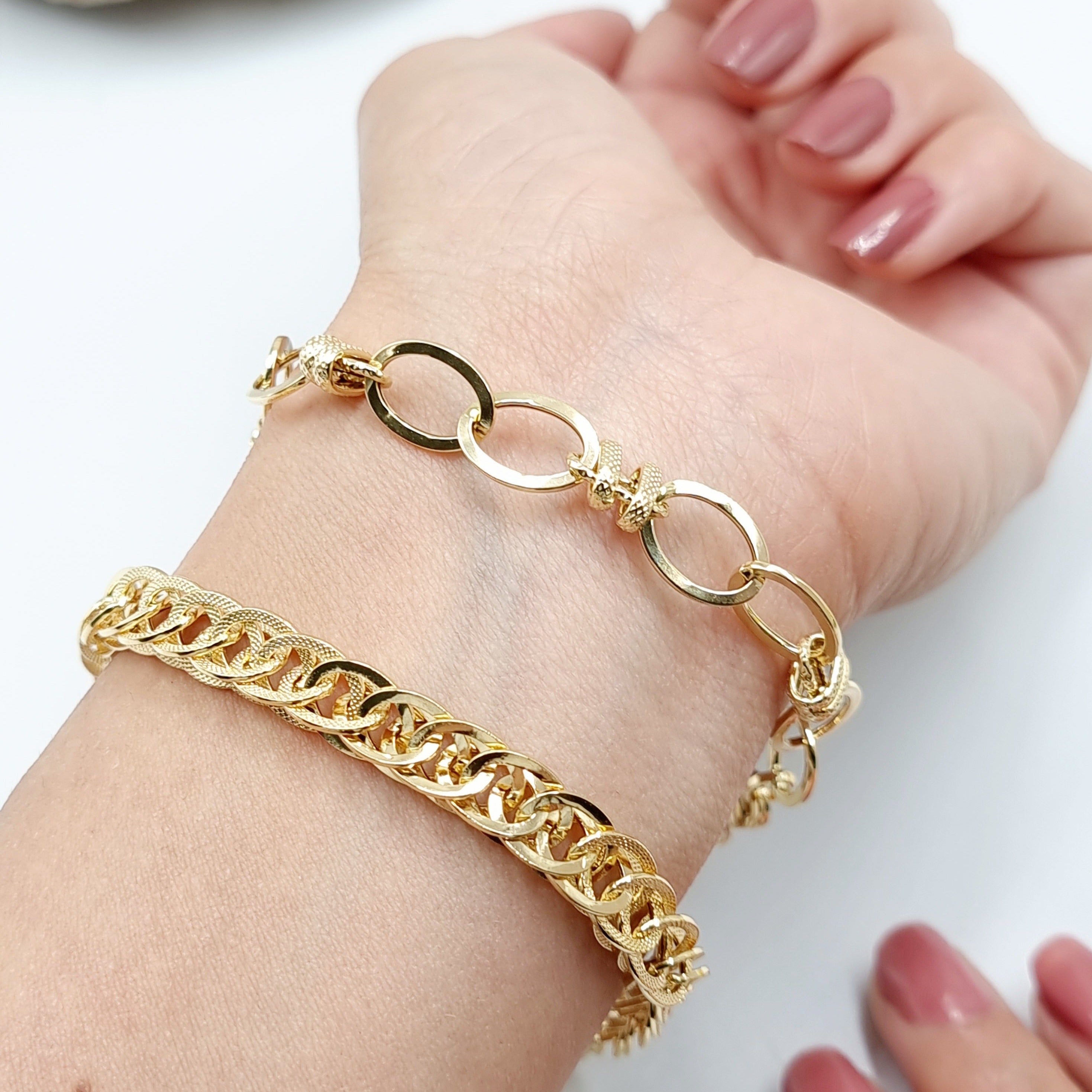 18K Pure Gold Elegant Bracelet