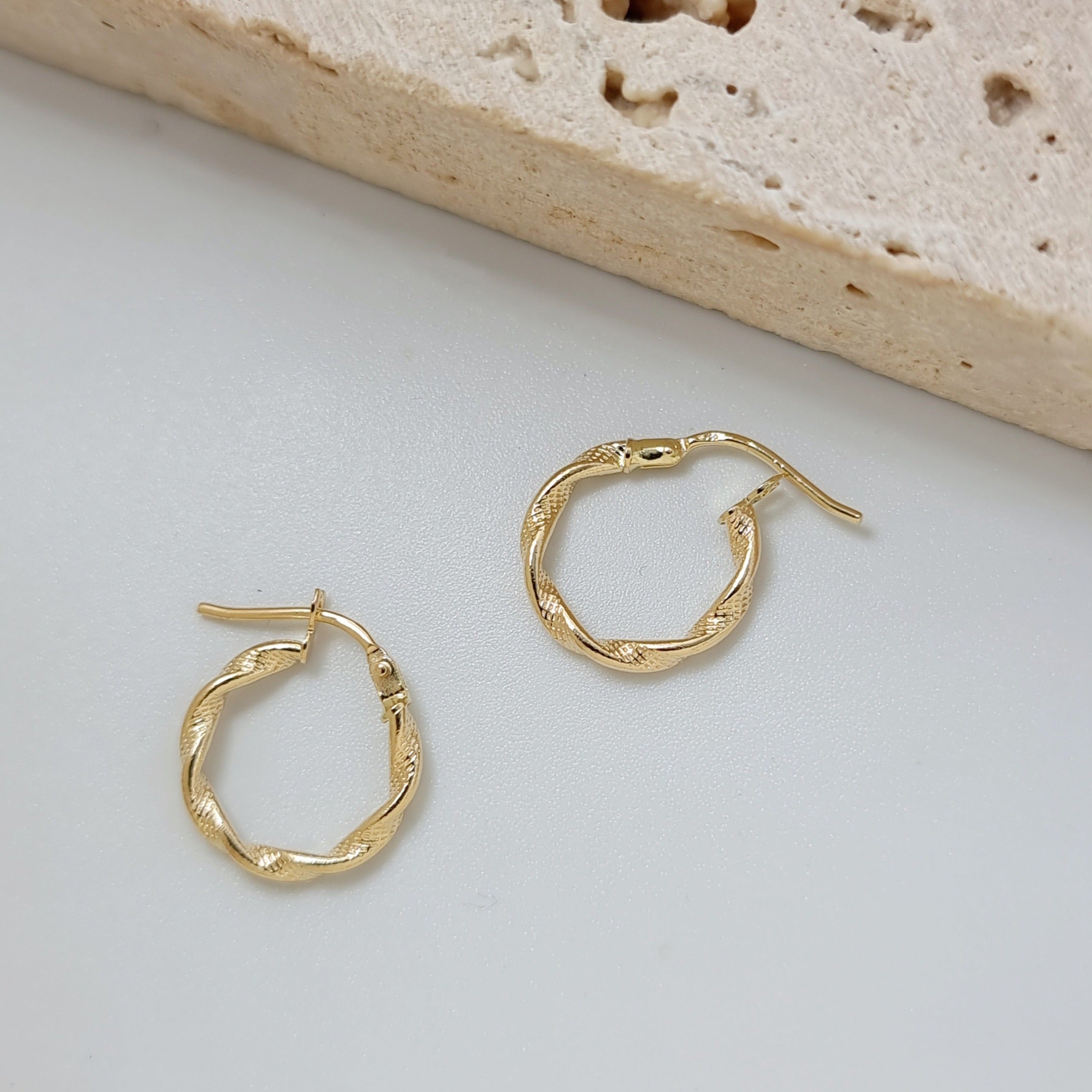 18K Pure Gold Twisted Round Earring Set