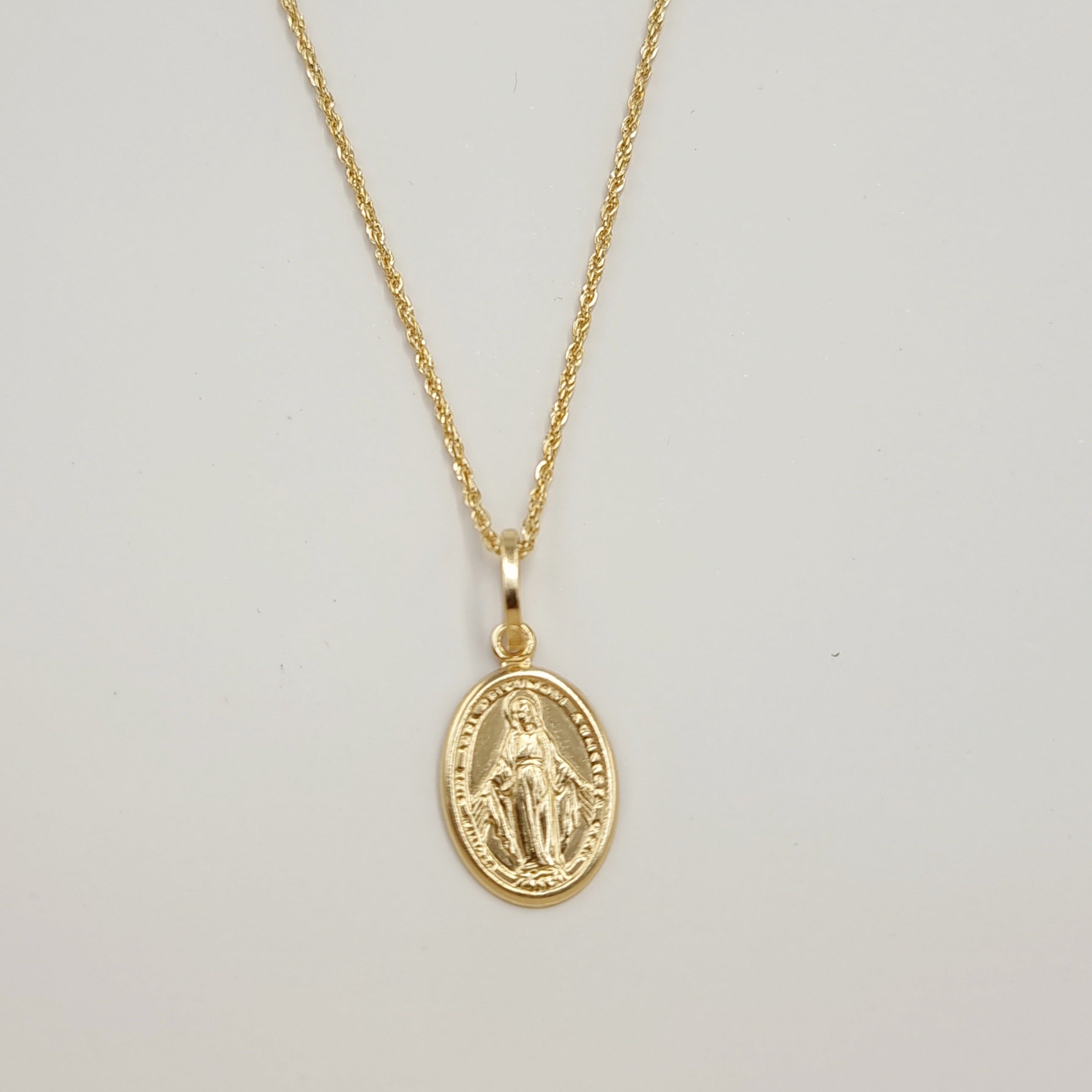 18K Pure Gold Oval Jesus Necklace