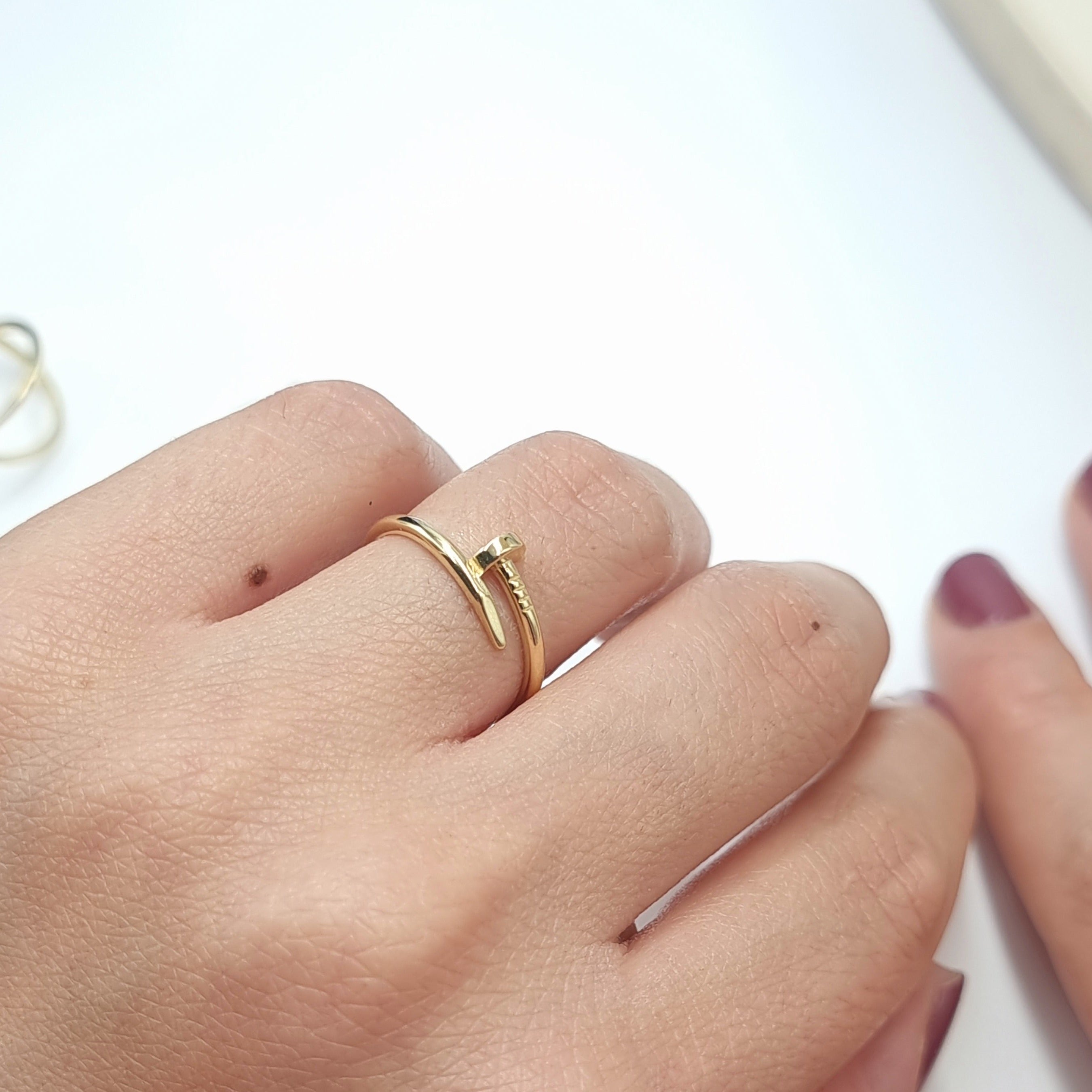 18 Engagement Nail Ideas That Will Look So Chic With Your New Ring