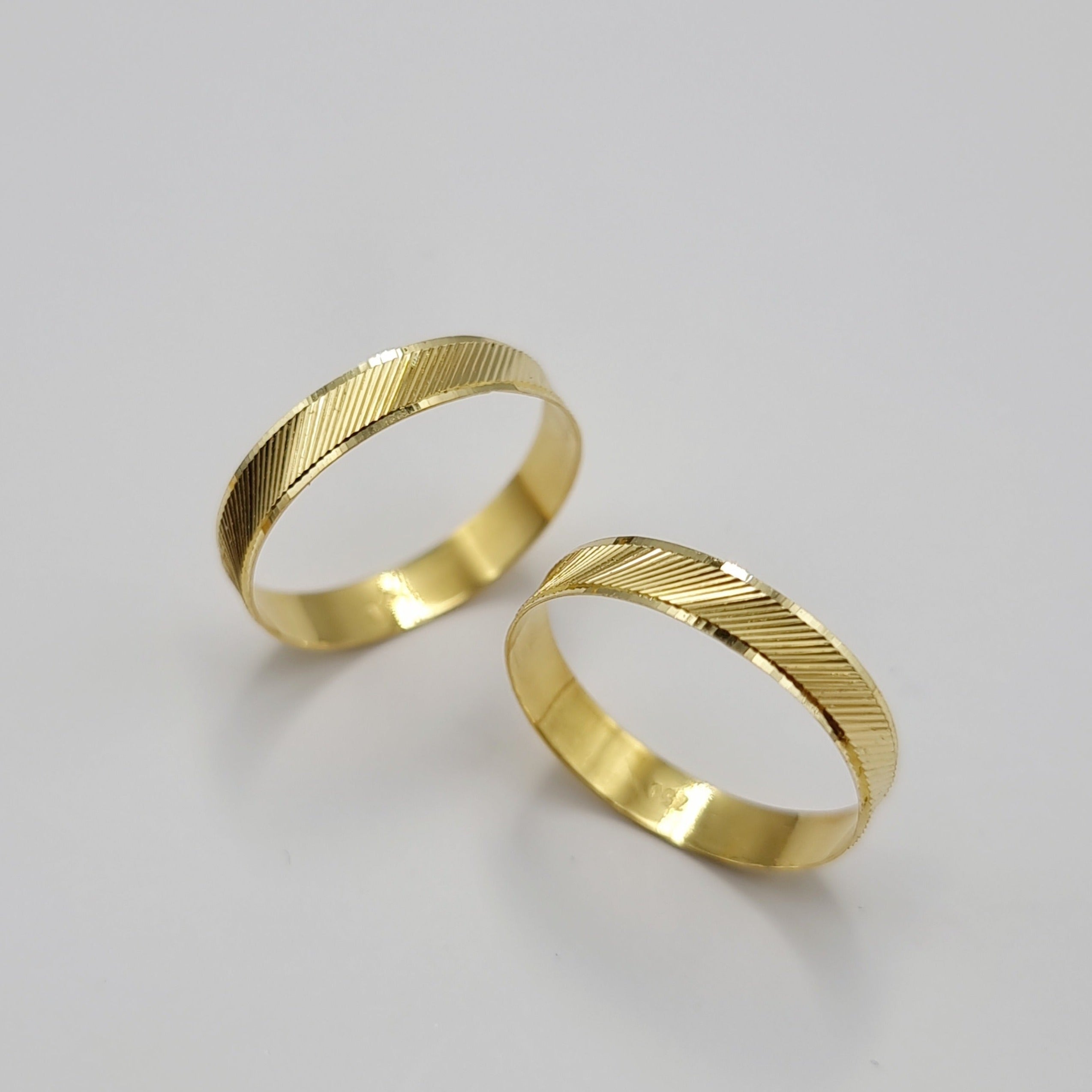 18K Pure Gold Elegant Design Couple Ring