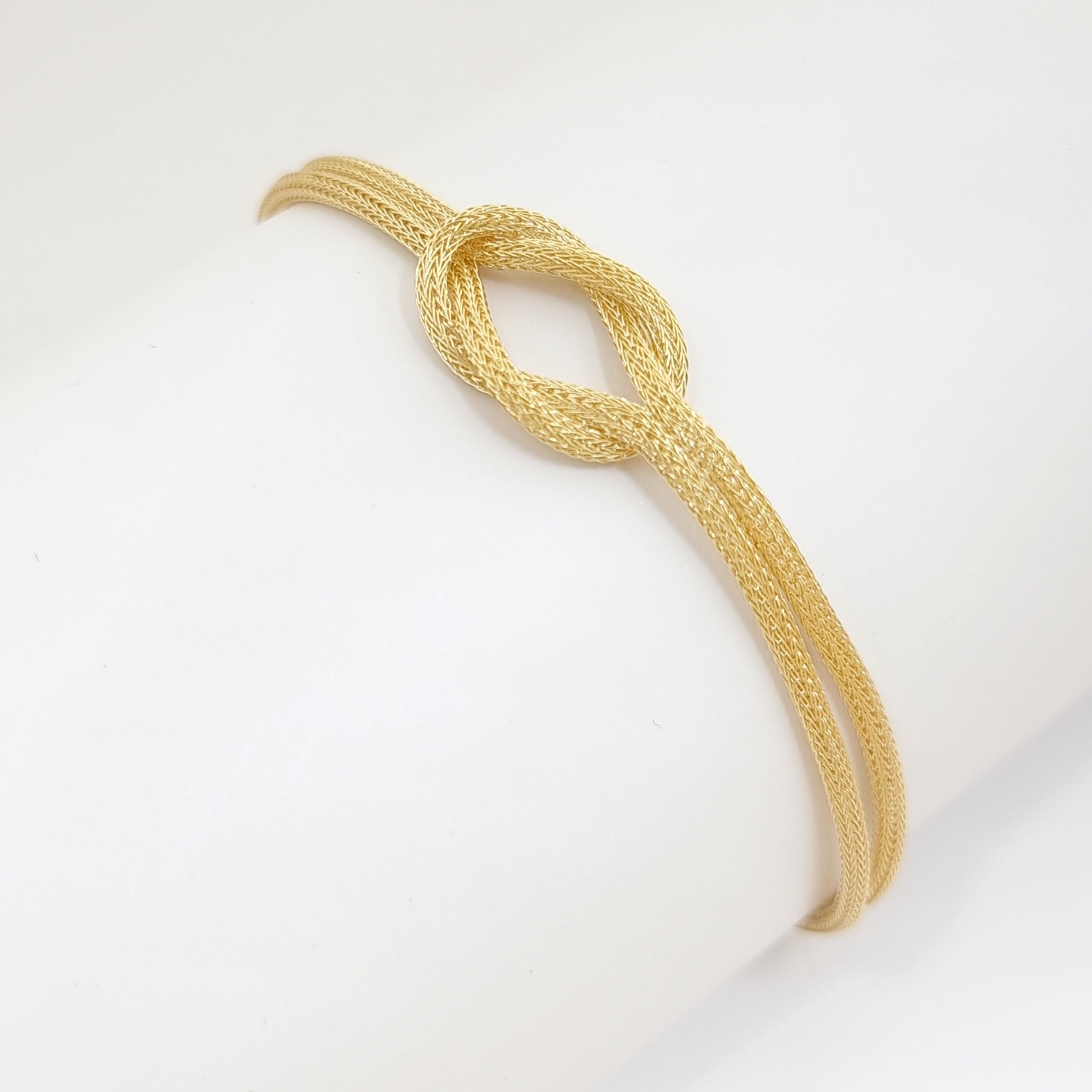 18K Pure Gold Thread Style Knot Bracelet