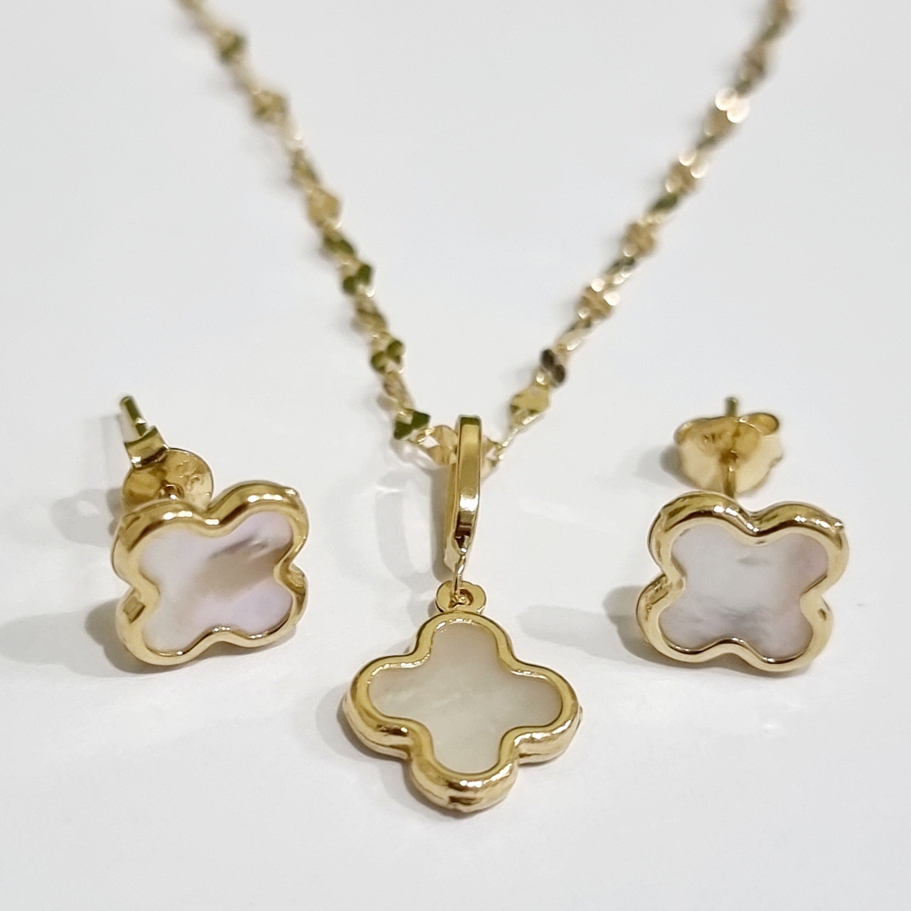 18K Pure Gold White Flower Jewelry Set