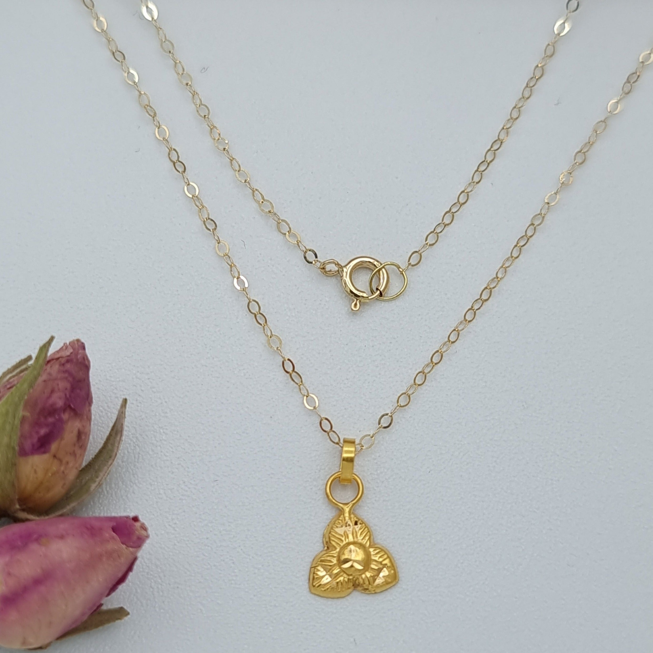 18K Pure Gold Fine Flower Necklace