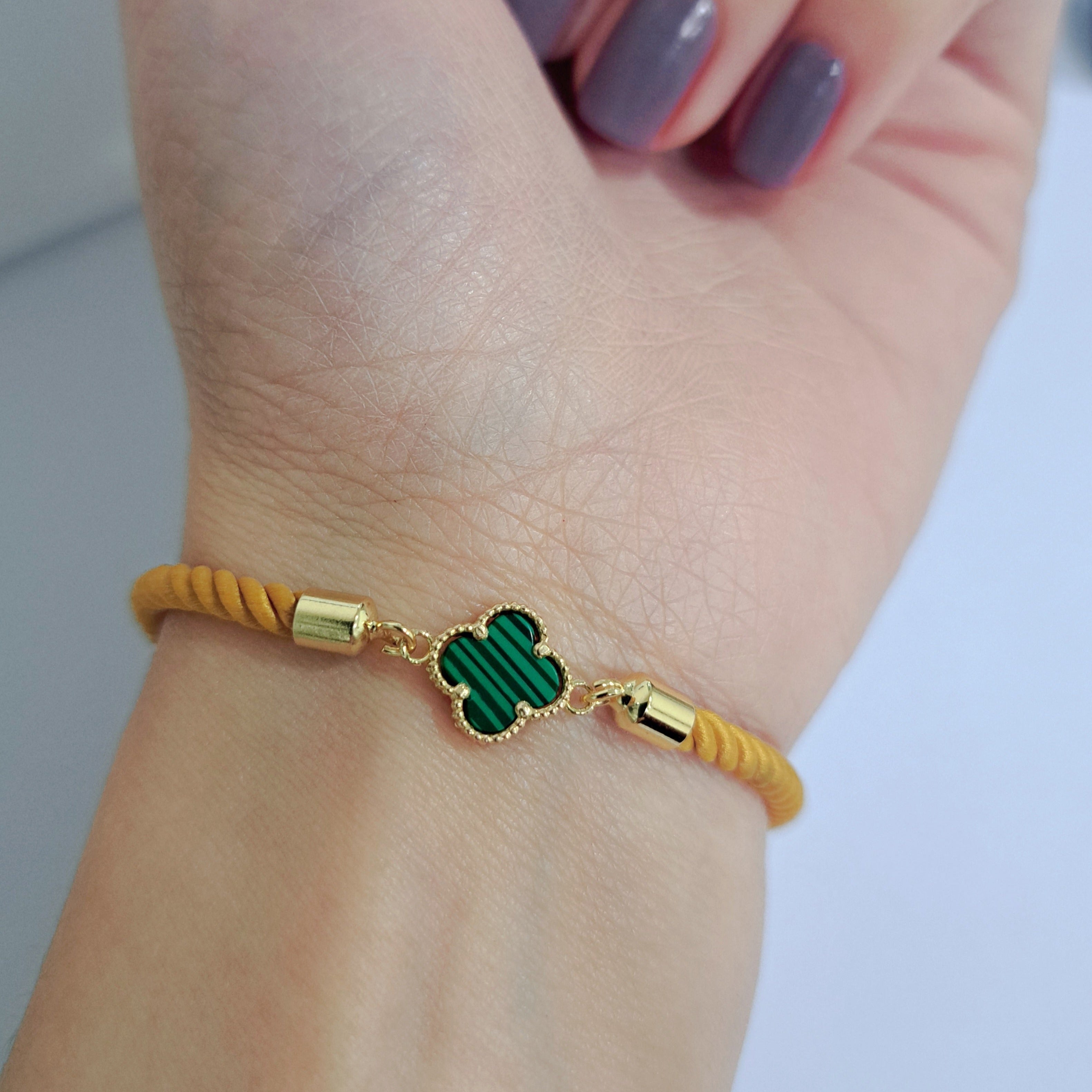 18K Pure Gold V.C Green Thread Adjustable Bracelet