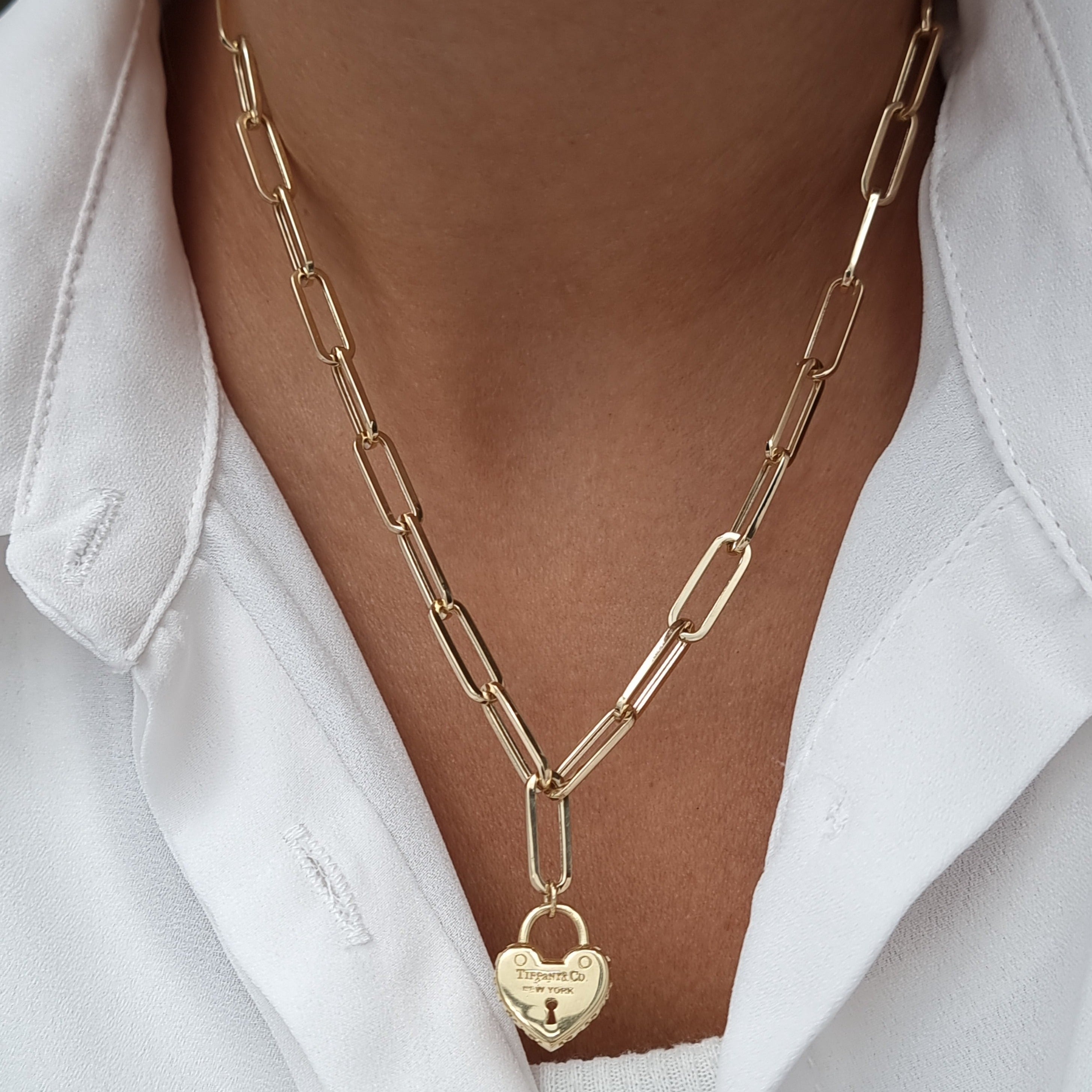 18K Pure Gold Elegant Heart Lock Link Necklace