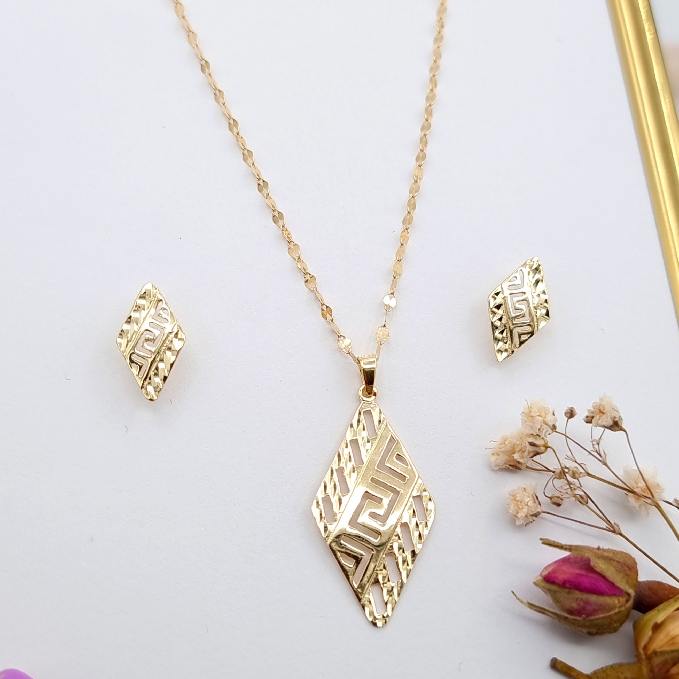 18K Pure Gold Diamond Shape Jewelry Set