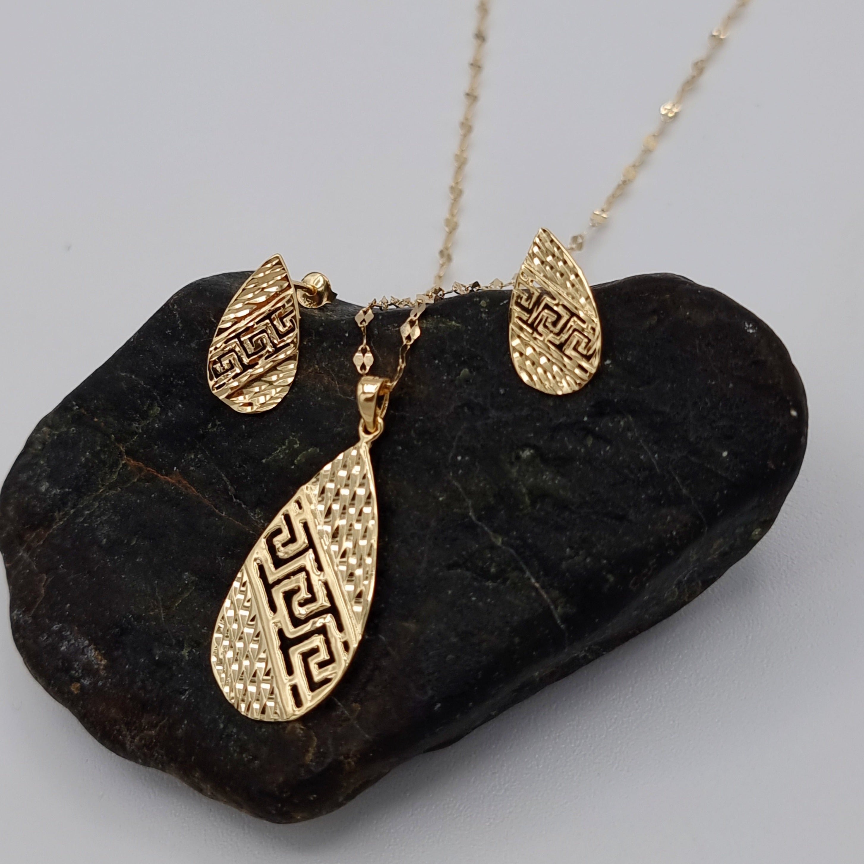 18K Pure Gold Drop Design Jewelry Set