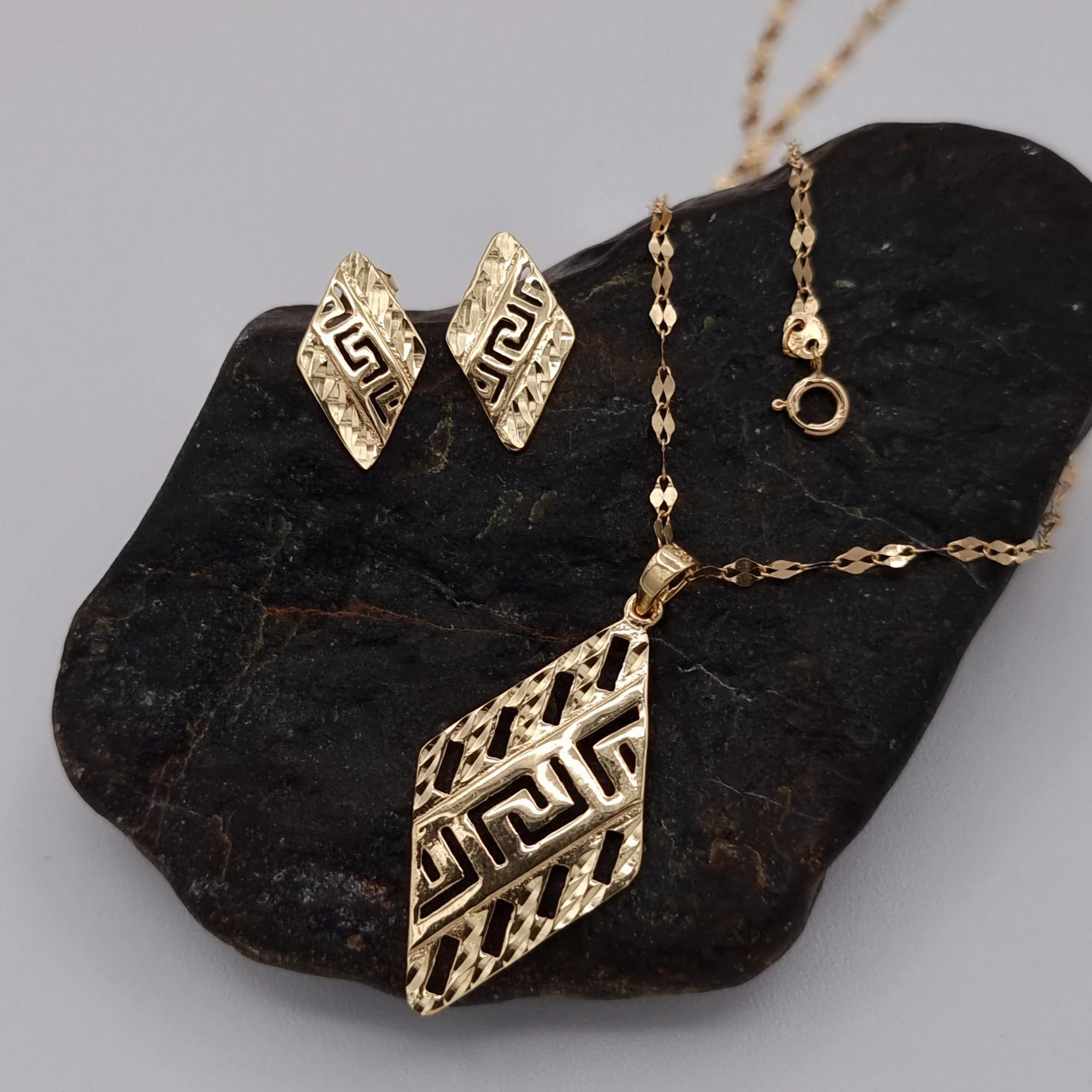 18K Pure Gold Diamond Shape Jewelry Set