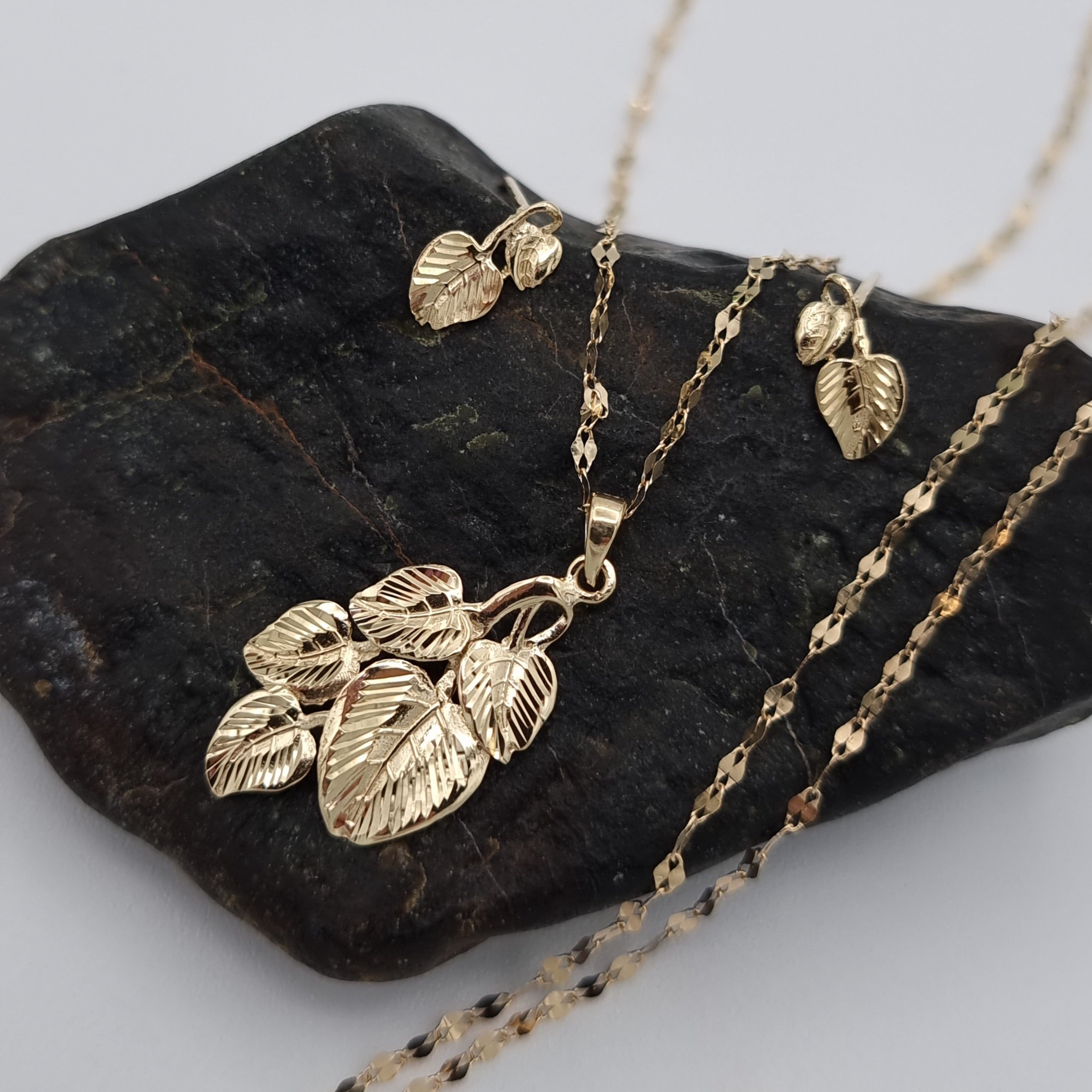 18K Pure Gold Leaf Design Jewelry Set