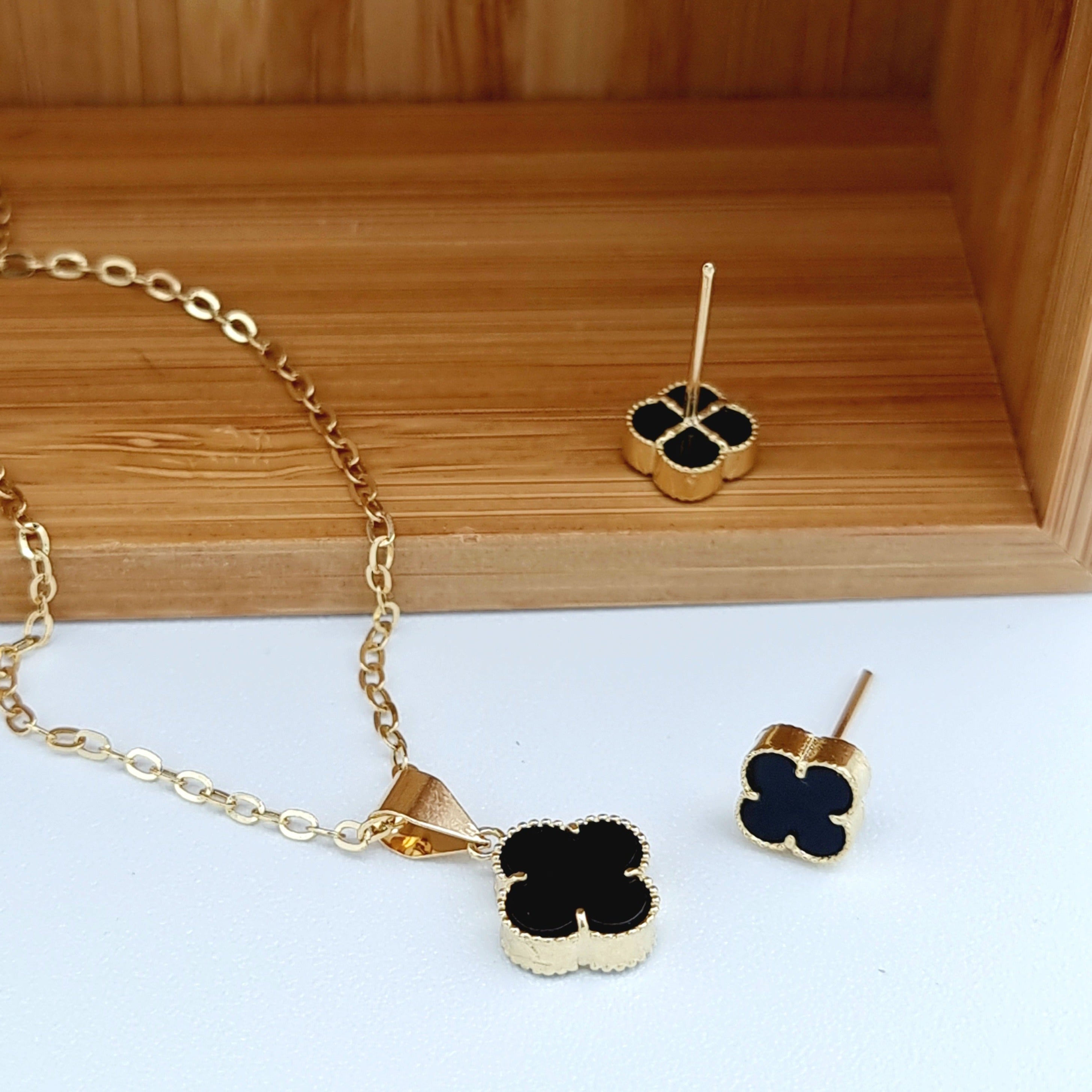 18K Pure Gold V.C Black Jewelry Set