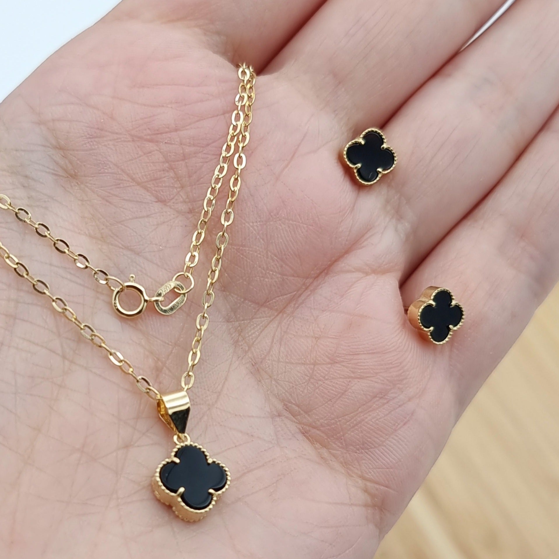 18K Pure Gold V.C Black Jewelry Set