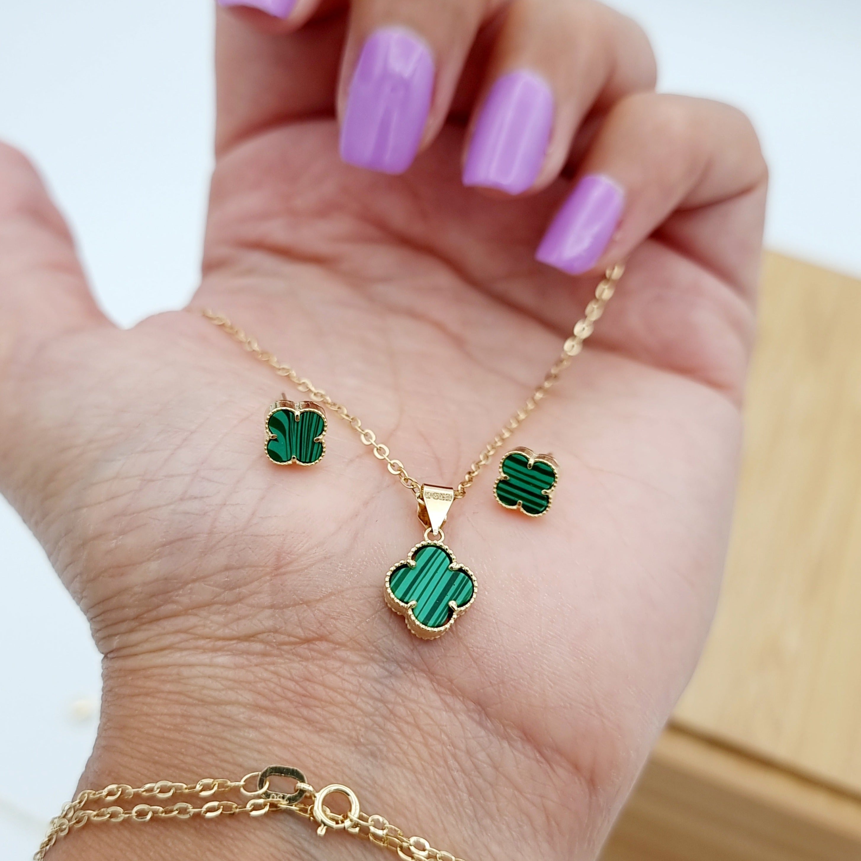 18K Pure Gold V.C Green Jewelry Set