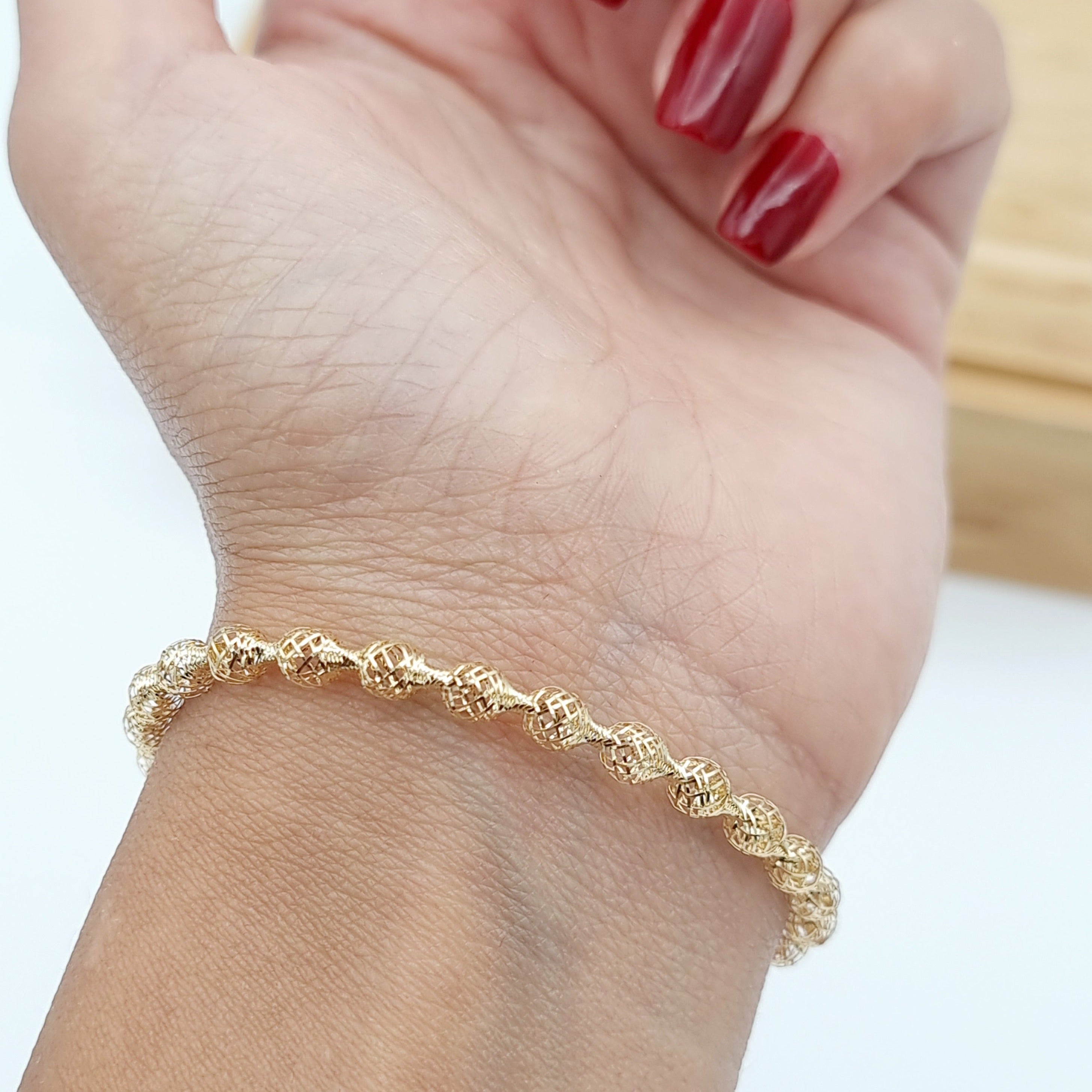 18K Pure Gold Elastic Net Ball Bangle