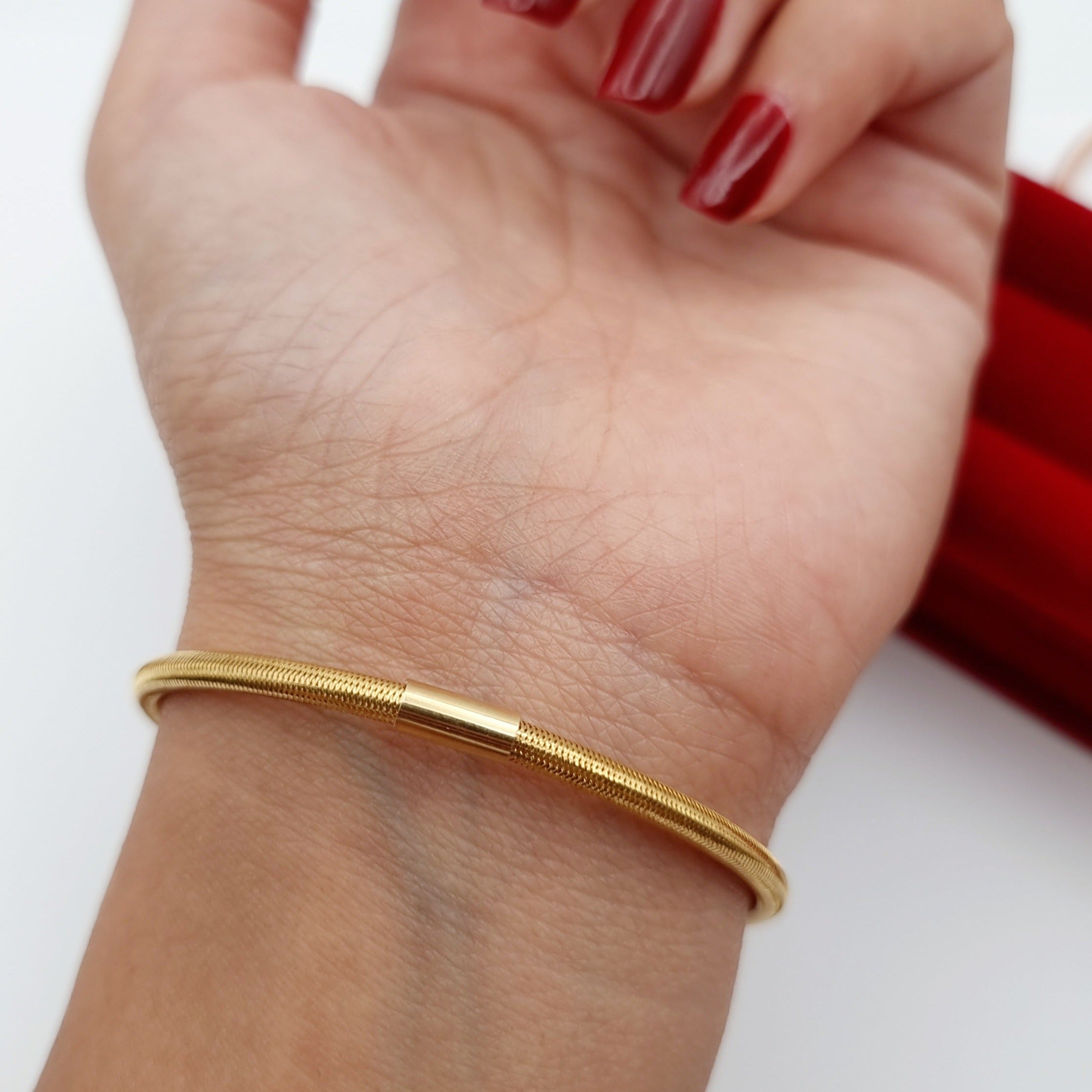 18K Pure Gold Elastic Bangle