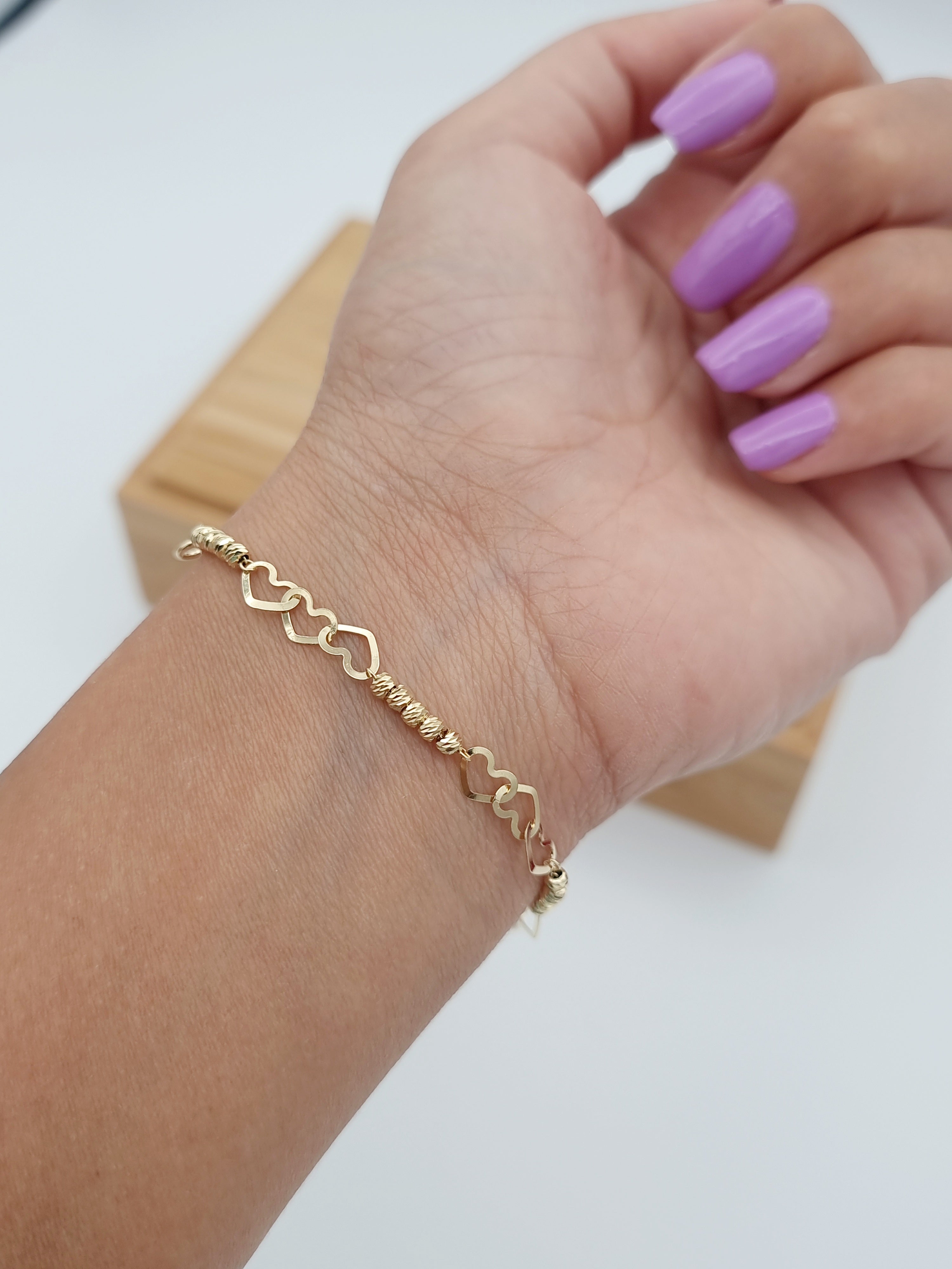 18K Pure Gold Heart Seed Bracelet