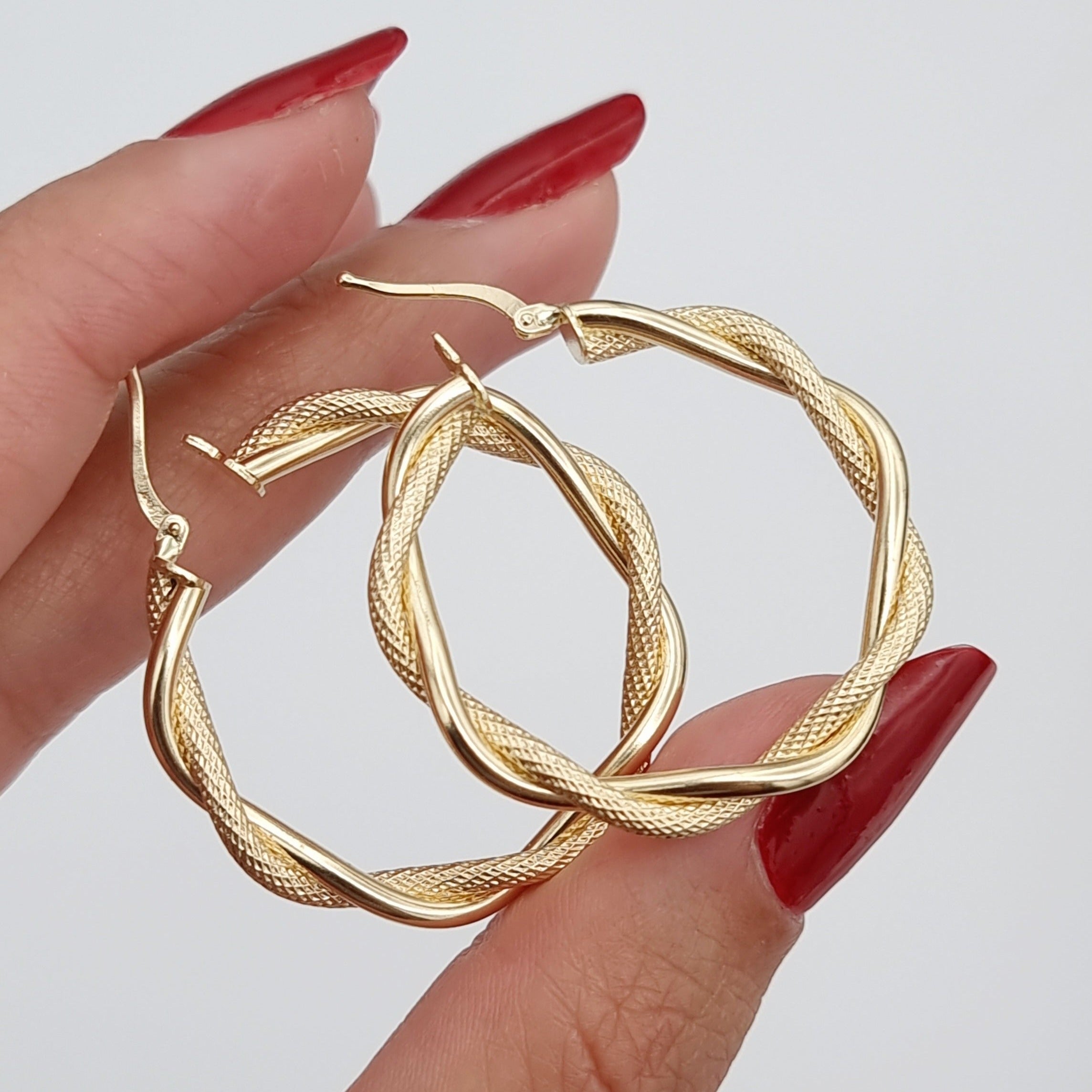 18K Pure Gold 2 Color Twisted Round Earring Set