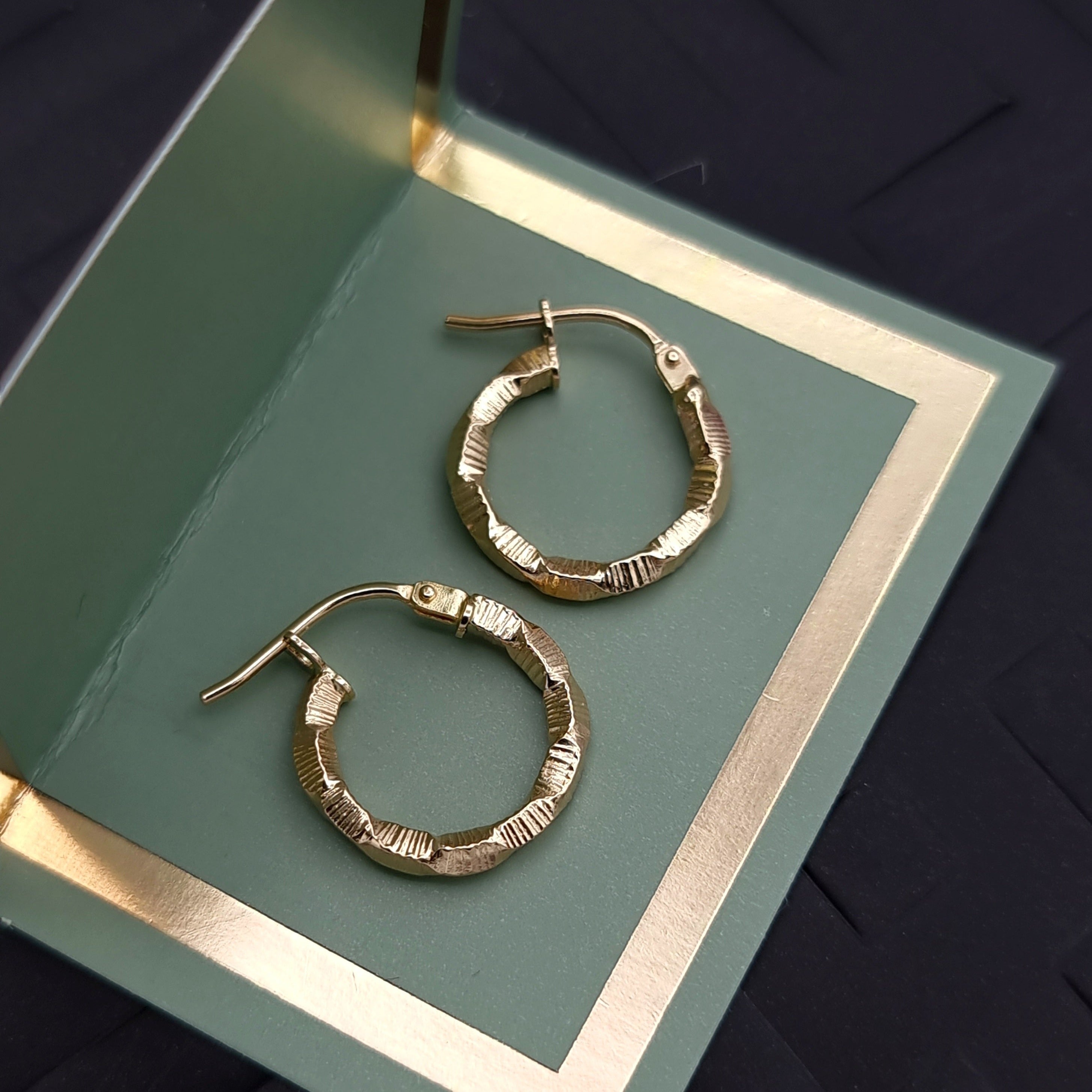 18K Pure Gold Twisted Round Earring Set