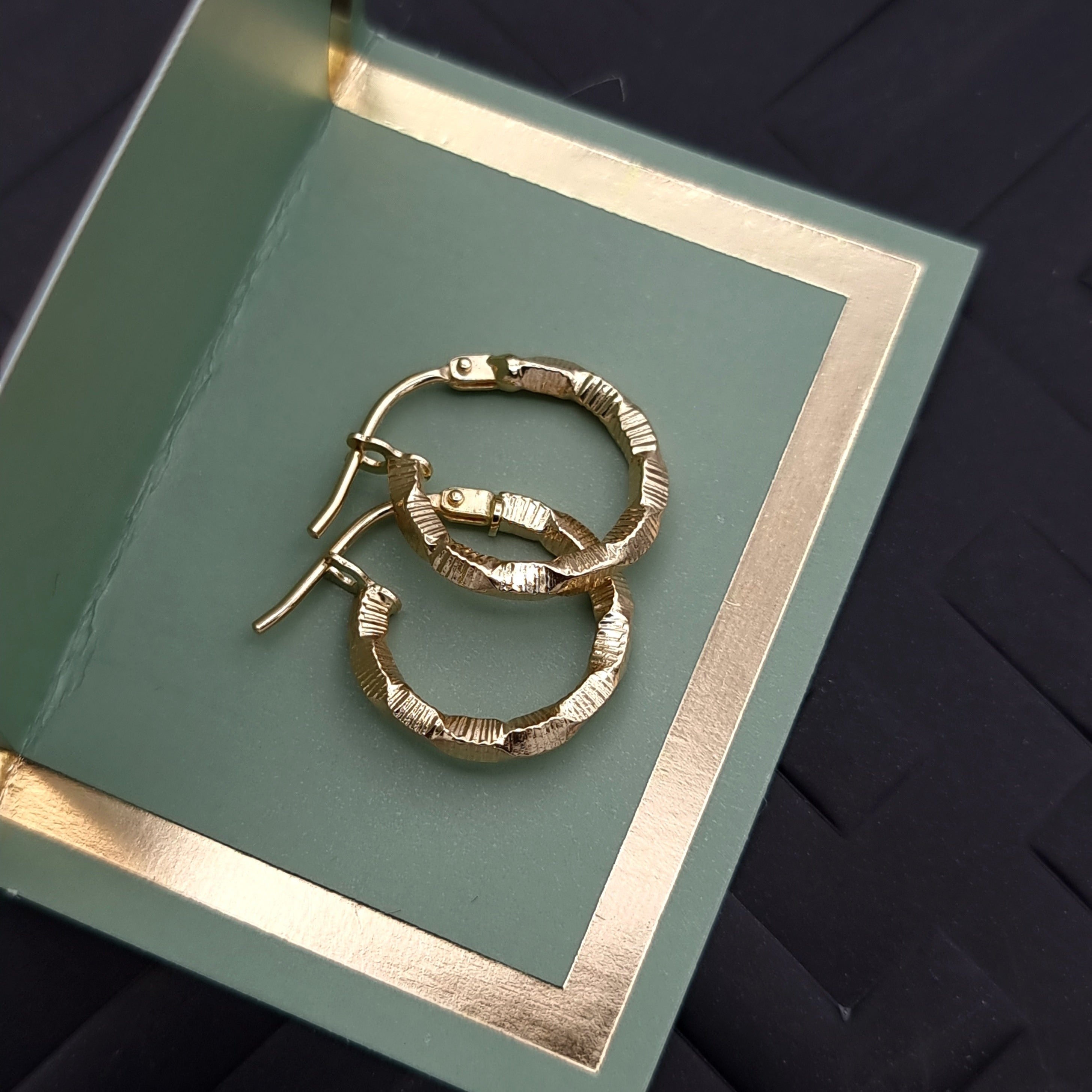 18K Pure Gold Twisted Round Earring Set