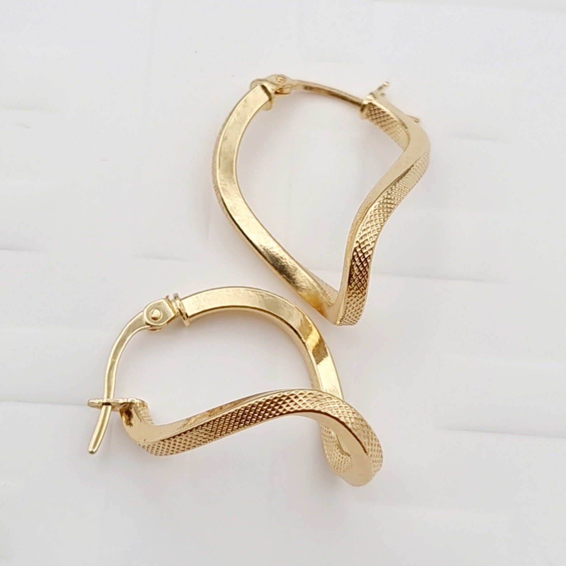 18K Pure Gold Twisted Oval Earring Set